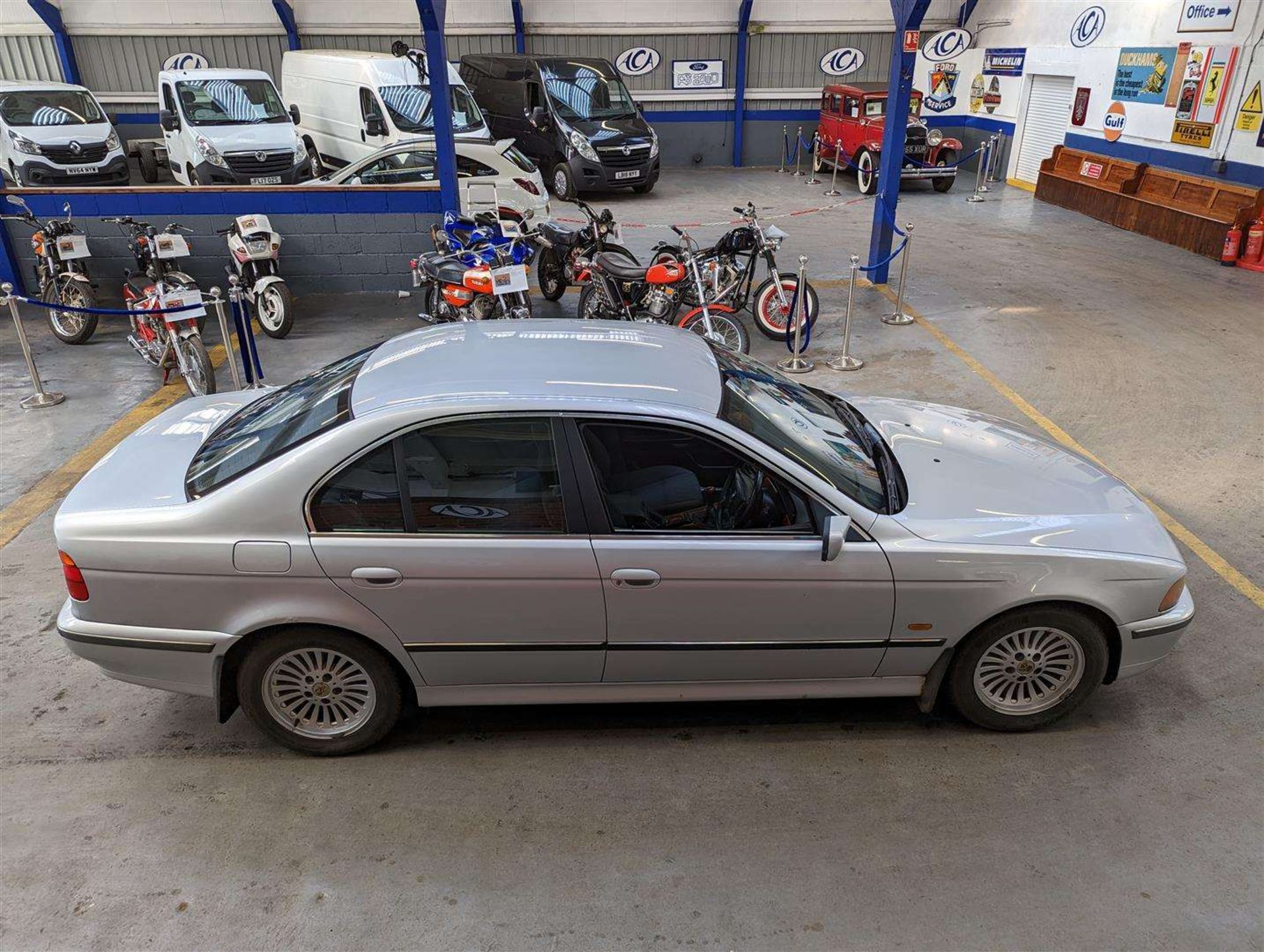 1999 BMW 520I SE - Image 13 of 30