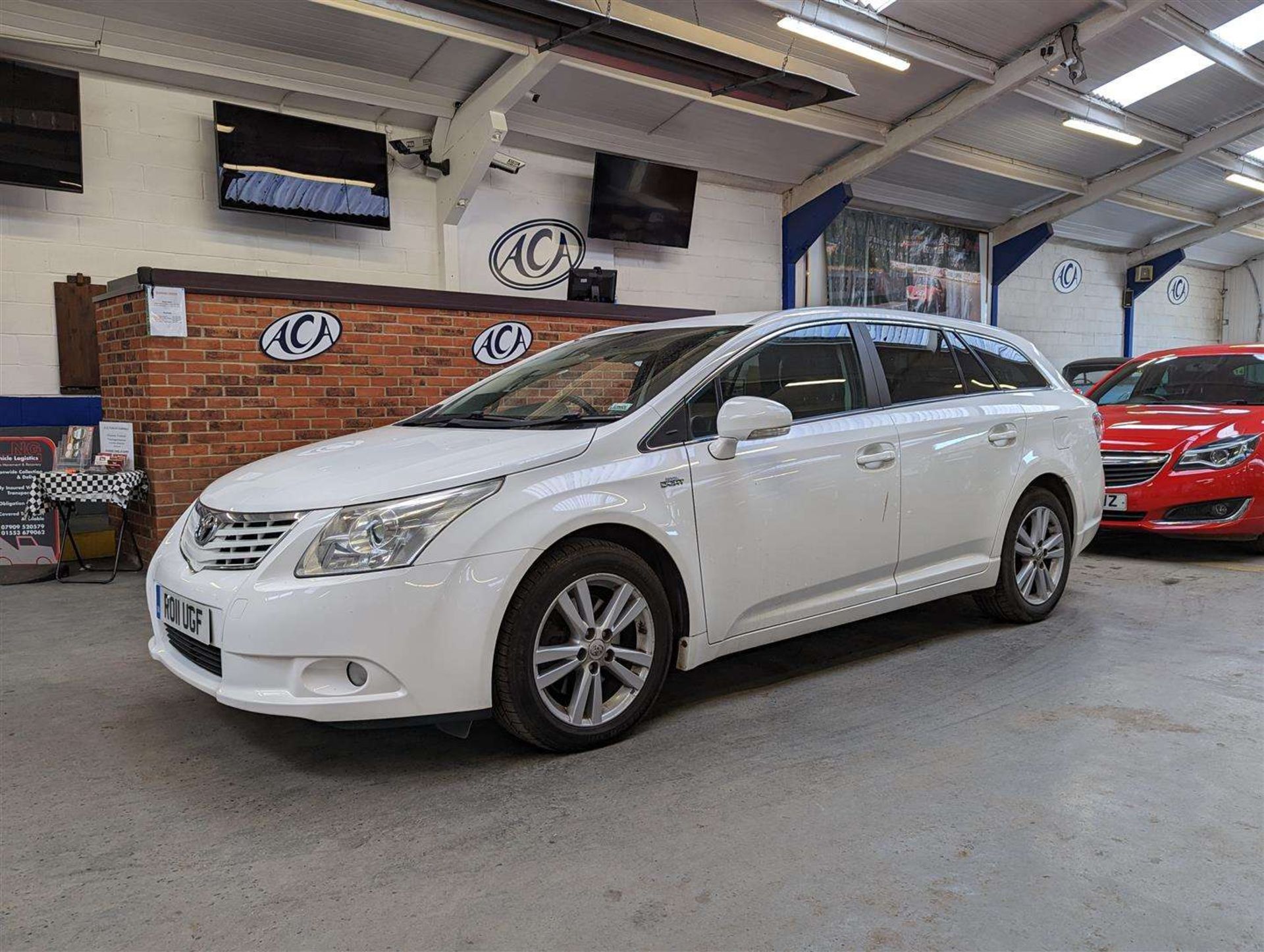 2011 TOYOTA AVENSIS T4 D-CAT AUTO