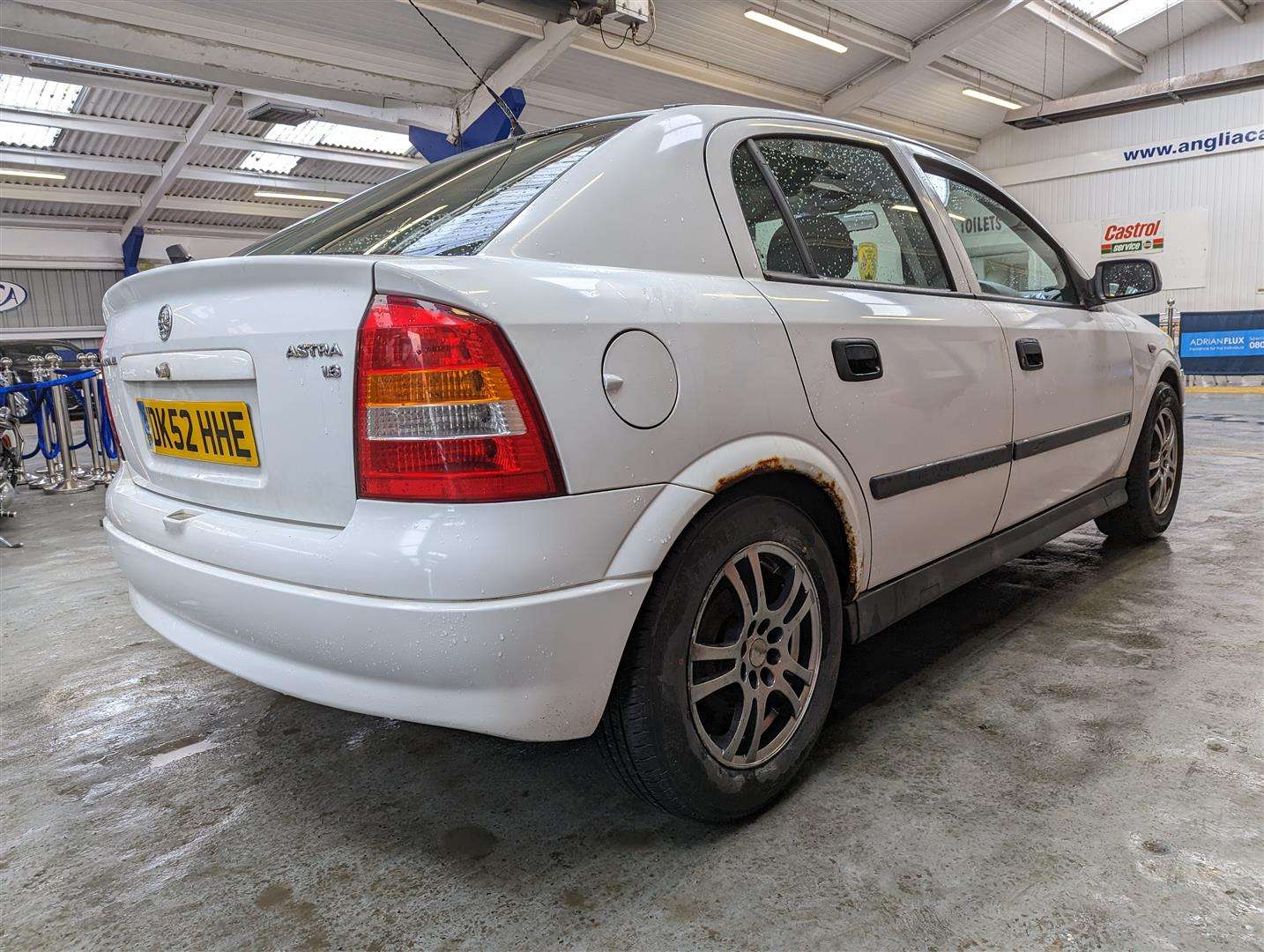 2002 VAUXHALL ASTRA CLUB 8V - Image 8 of 29