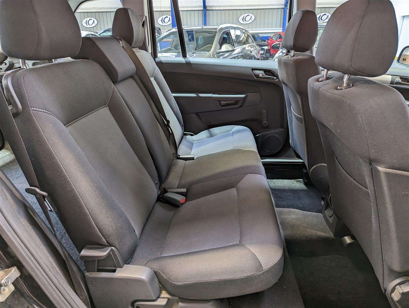 2012 VAUXHALL ZAFIRA EXCLUSIV - Image 17 of 26