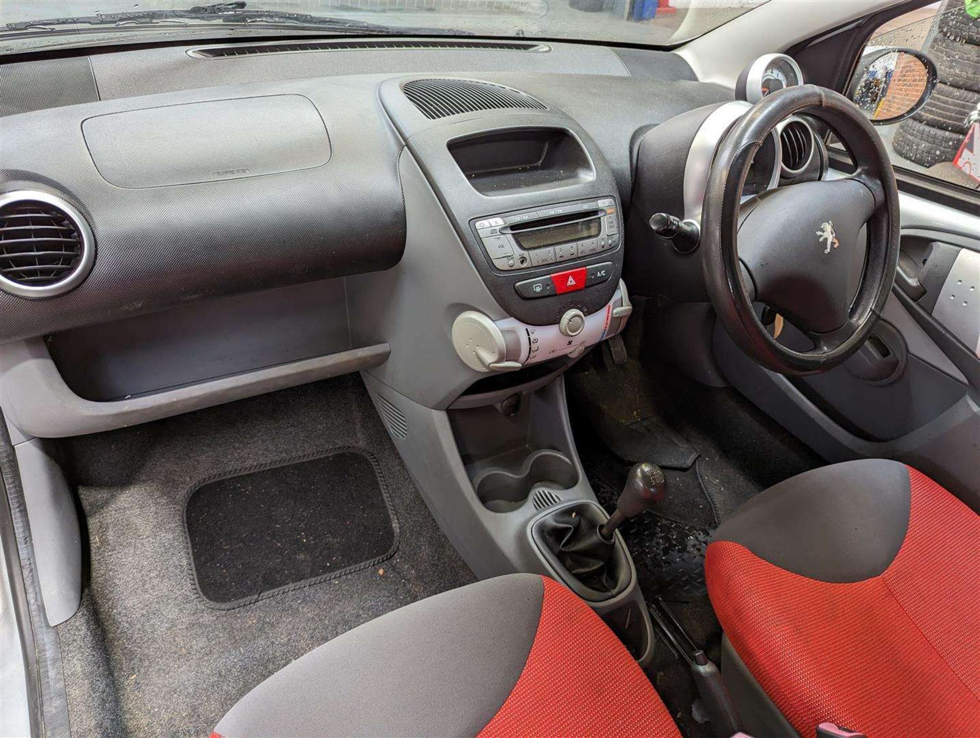 2008 PEUGEOT 107 URBAN MOVE - Image 19 of 27