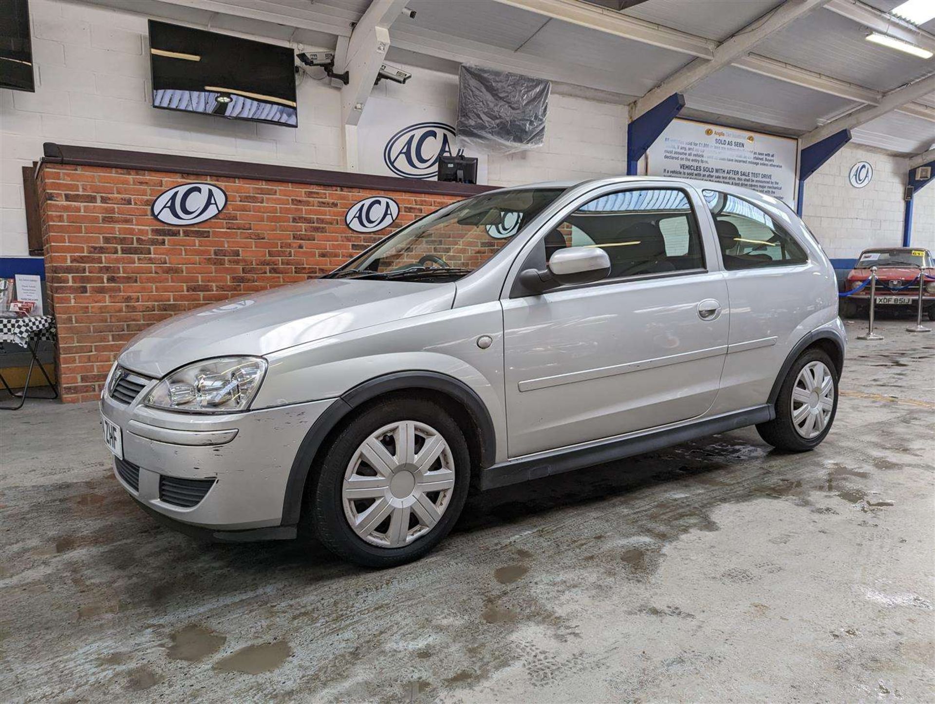 2004 VAUXHALL CORSA DESIGN 16V