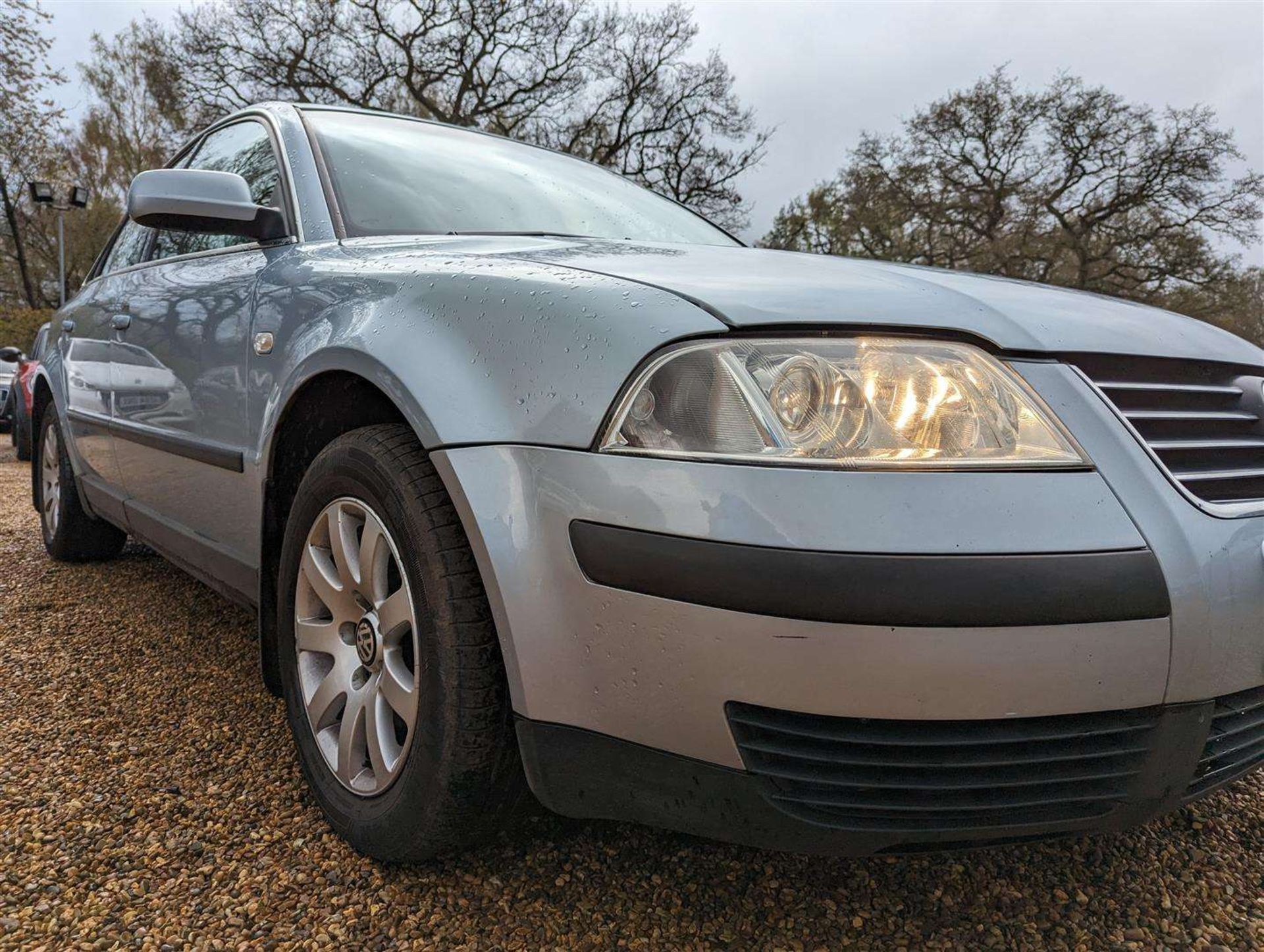 2003 VOLKSWAGEN PASSAT SE 20V TURBO - Image 9 of 22