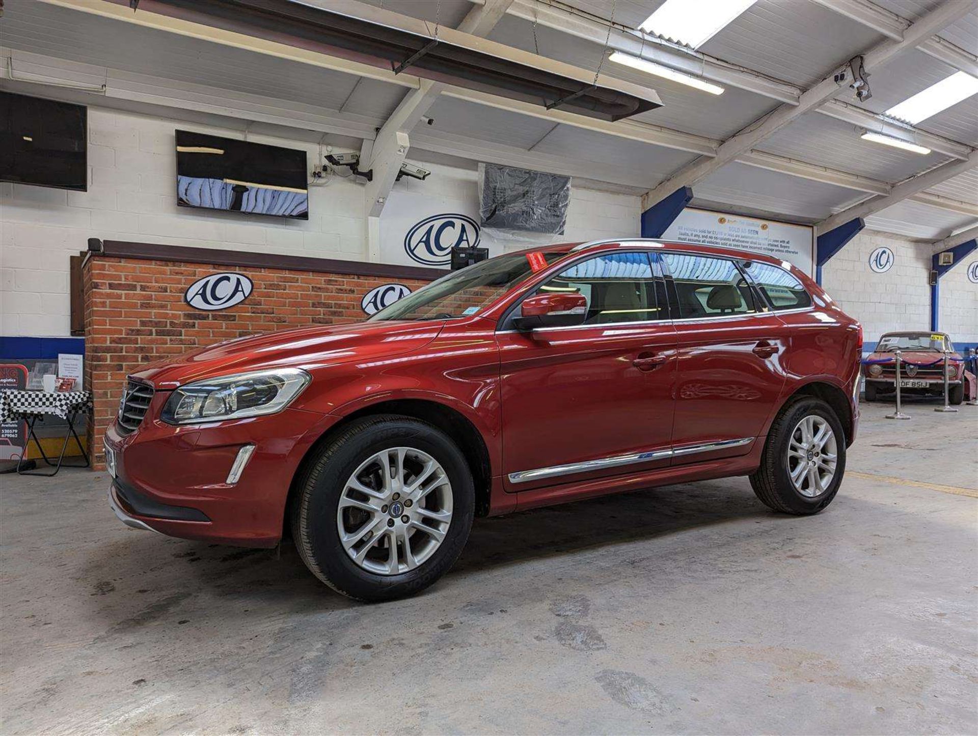 2015 VOLVO XC60 SE LUX NAV D4 AUTO