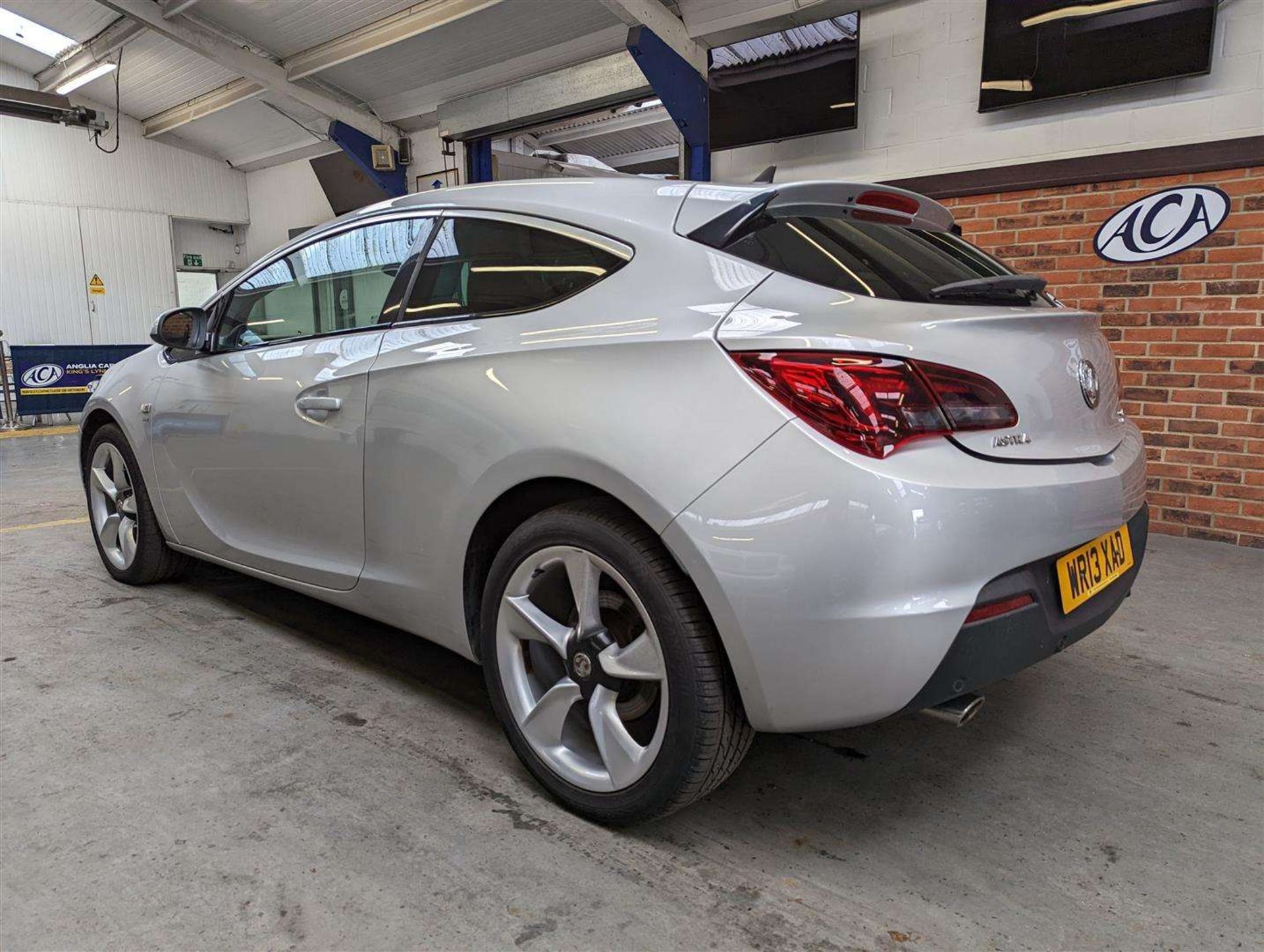 2013 VAUXHALL ASTRA GTC SRI TURBO - Image 3 of 25