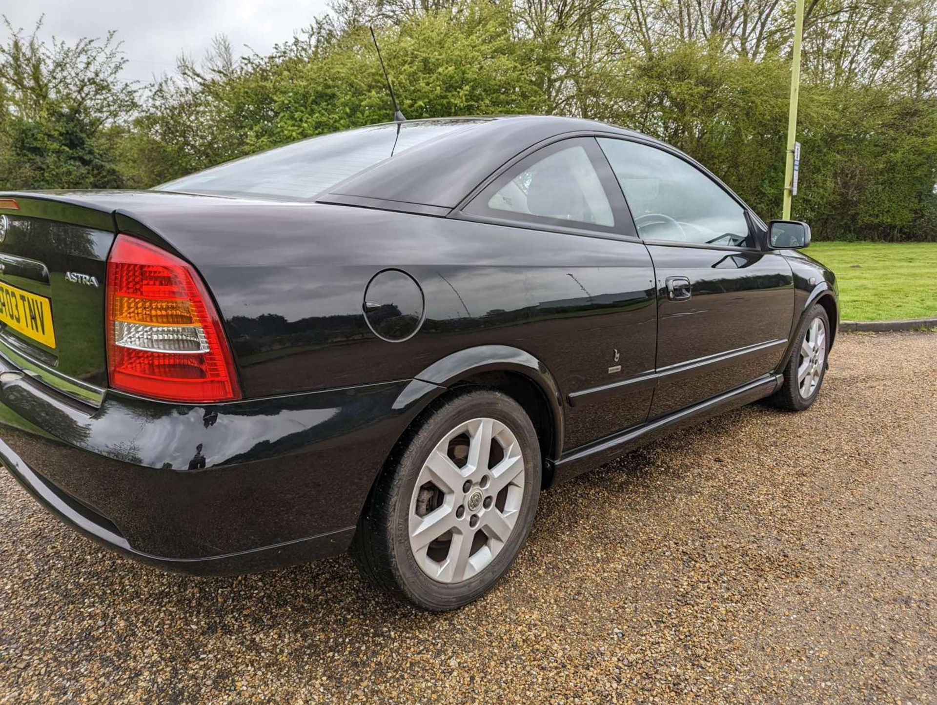 2003 VAUXHALL ASTRA 16V BERTONE - Image 10 of 25