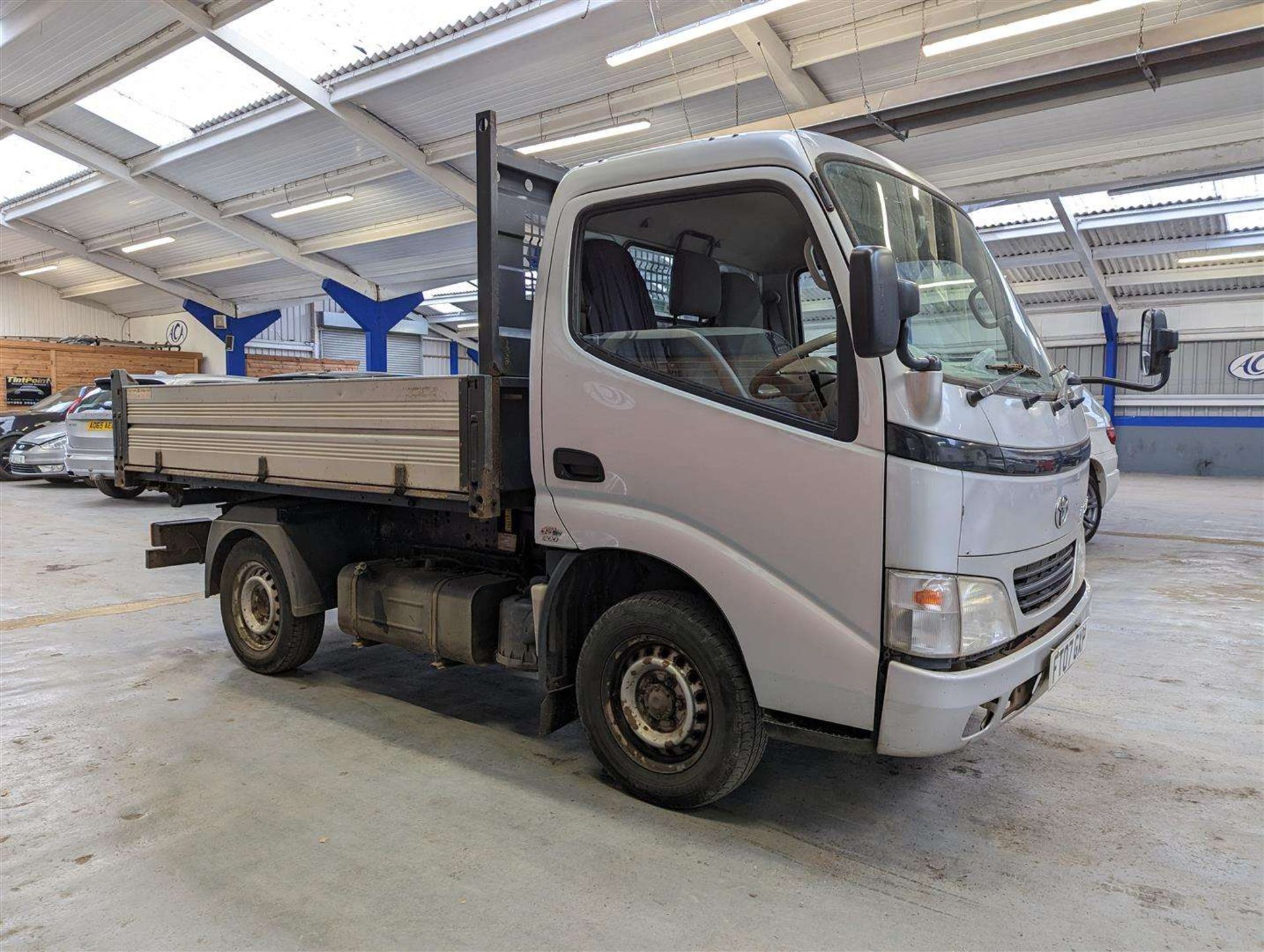 2007 TOYOTA DYNA 300 D-4D SWB - Image 10 of 27