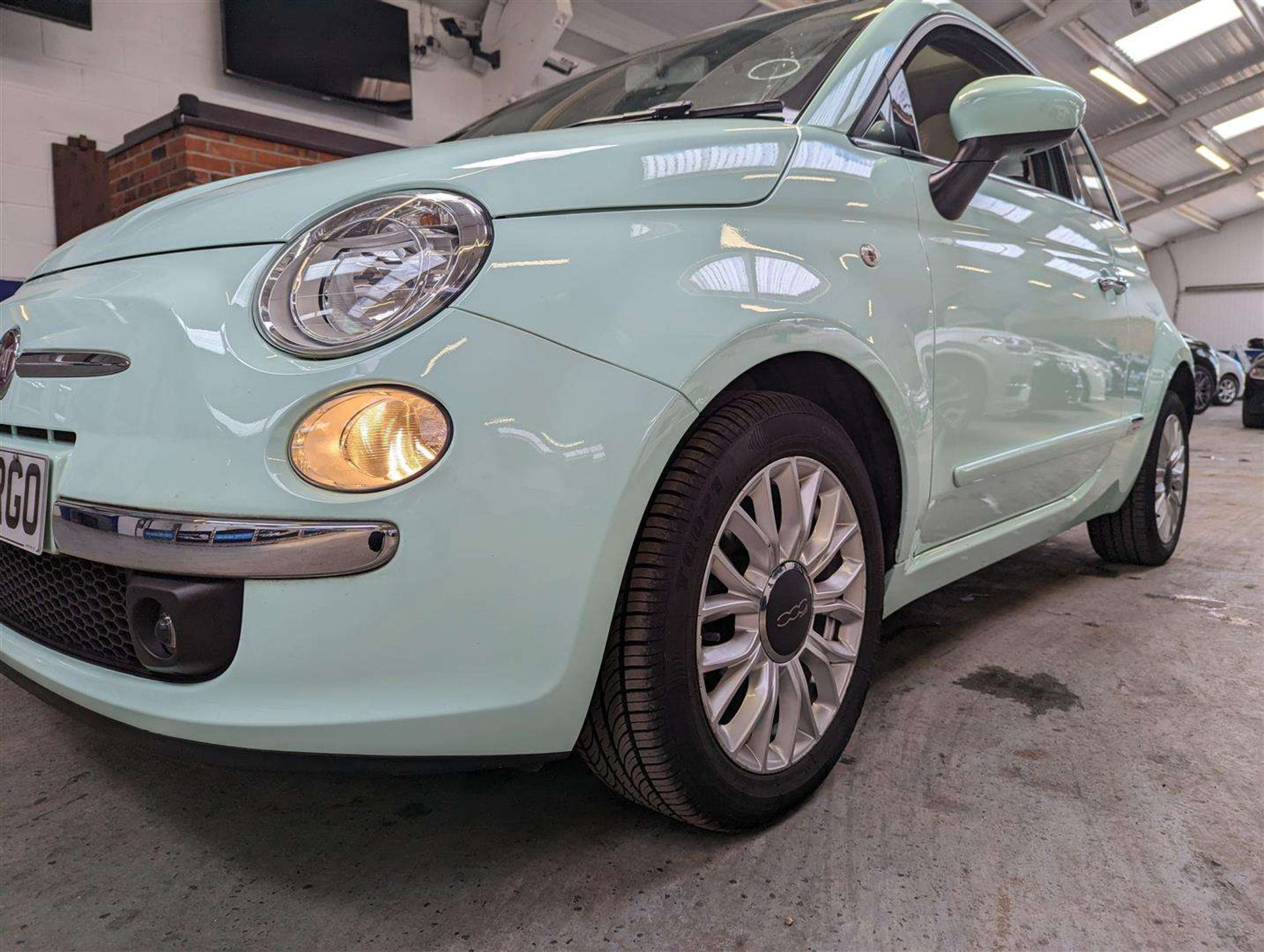 2014 FIAT 500 LOUNGE - Image 17 of 24