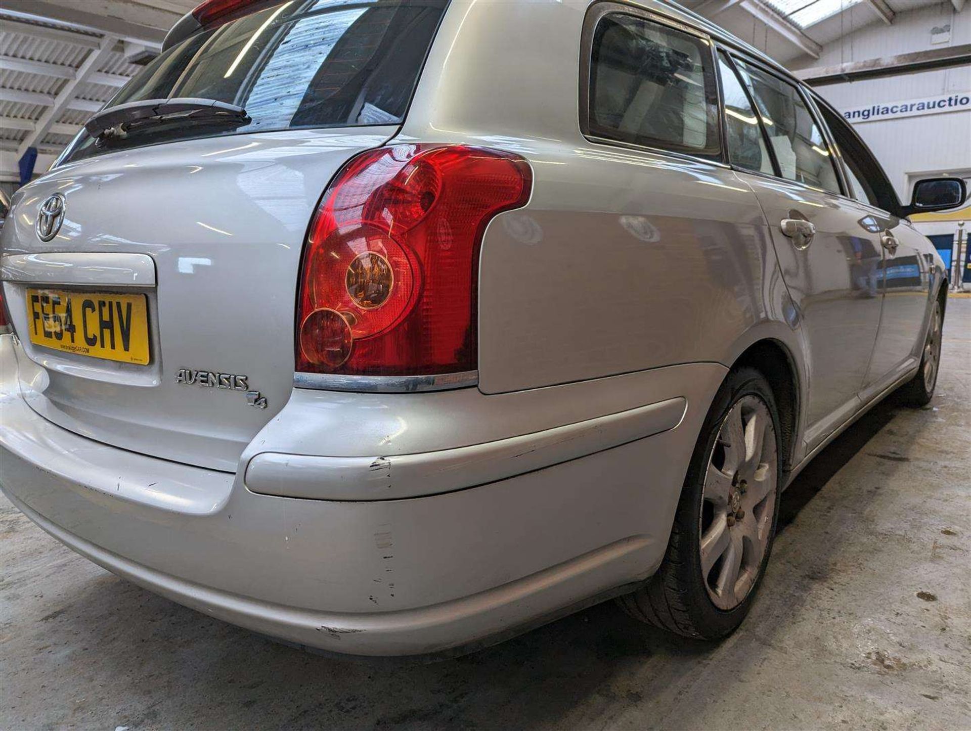 2004 TOYOTA AVENSIS T4 EST - Image 7 of 23
