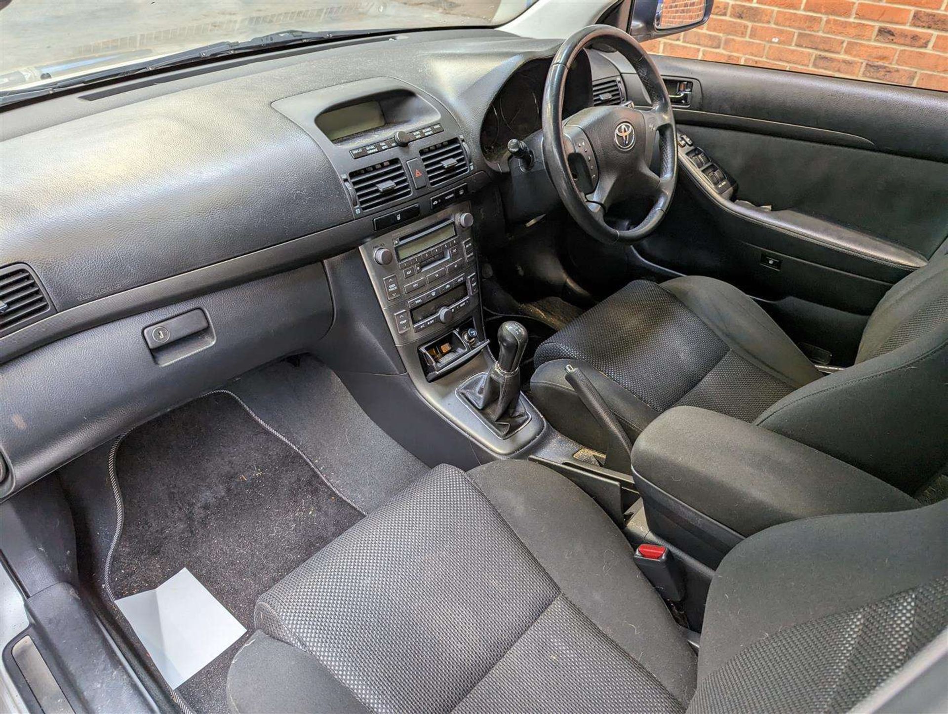 2004 TOYOTA AVENSIS T4 EST - Image 17 of 23