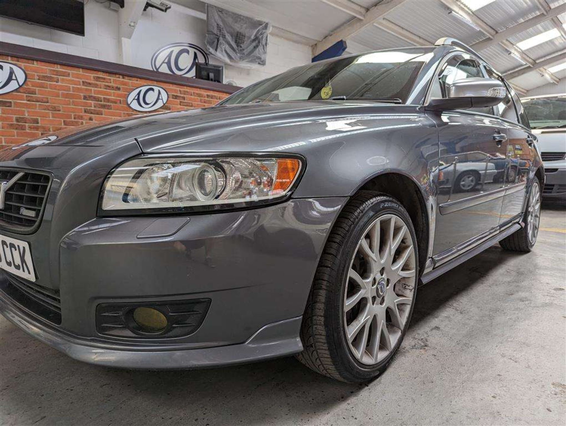 2008 VOLVO V50 SE SPORT D5 - Image 10 of 22