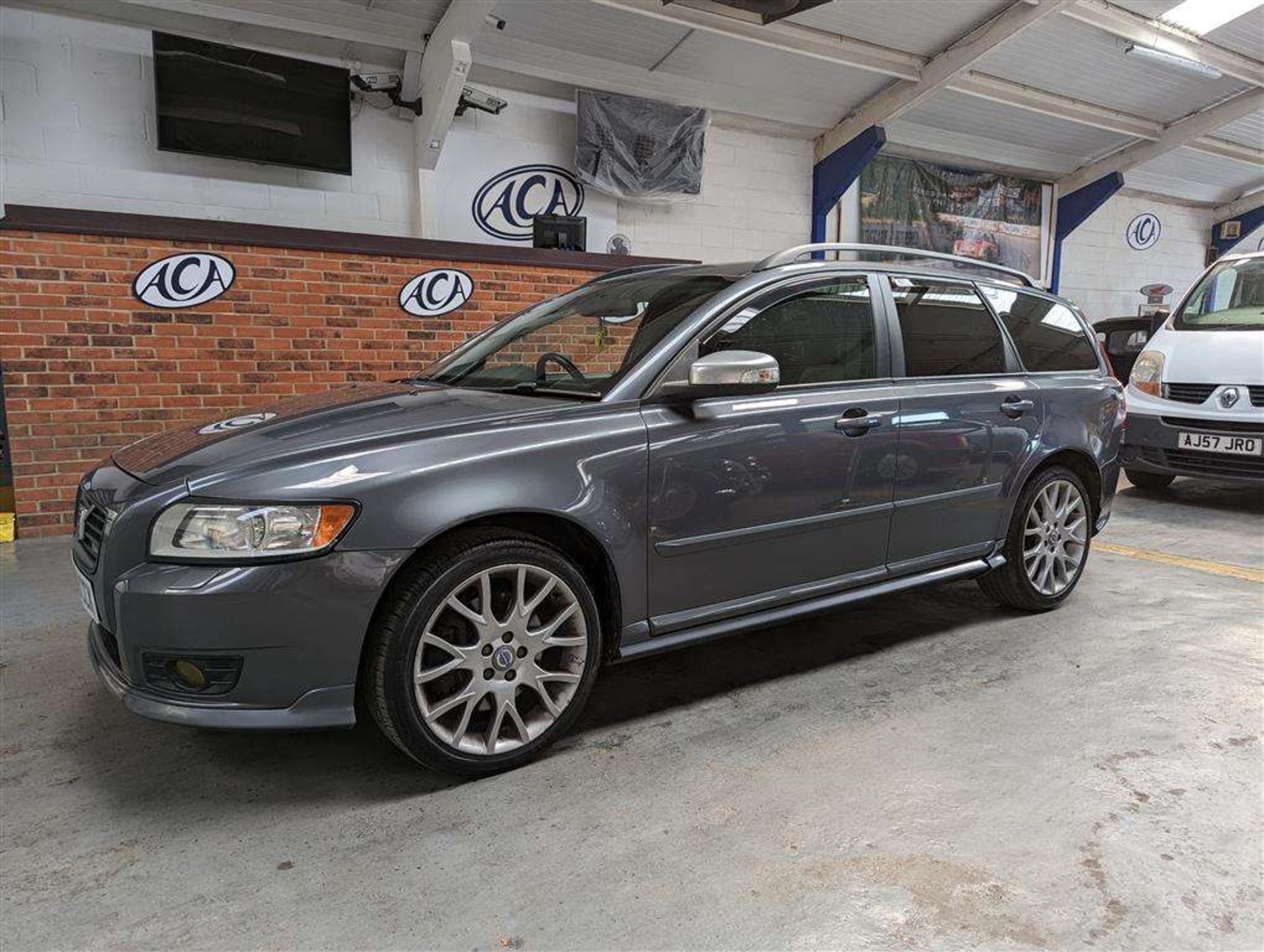 2008 VOLVO V50 SE SPORT D5