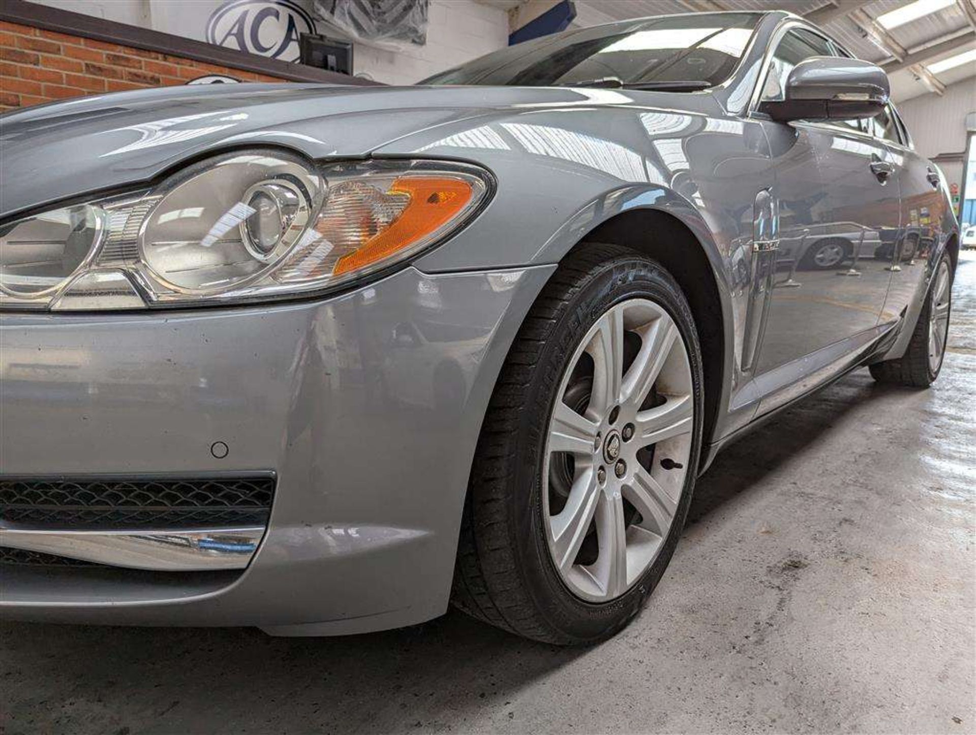 2010 JAGUAR XF LUXURY V6 AUTO - Image 7 of 23