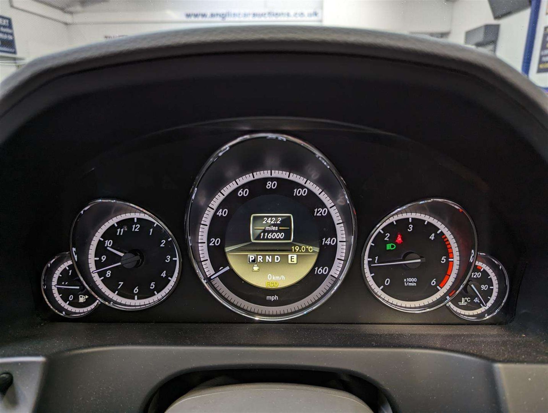 2011 MERCEDES-BENZ E220 SE ED 125 CDI BLUEEF - Image 26 of 27