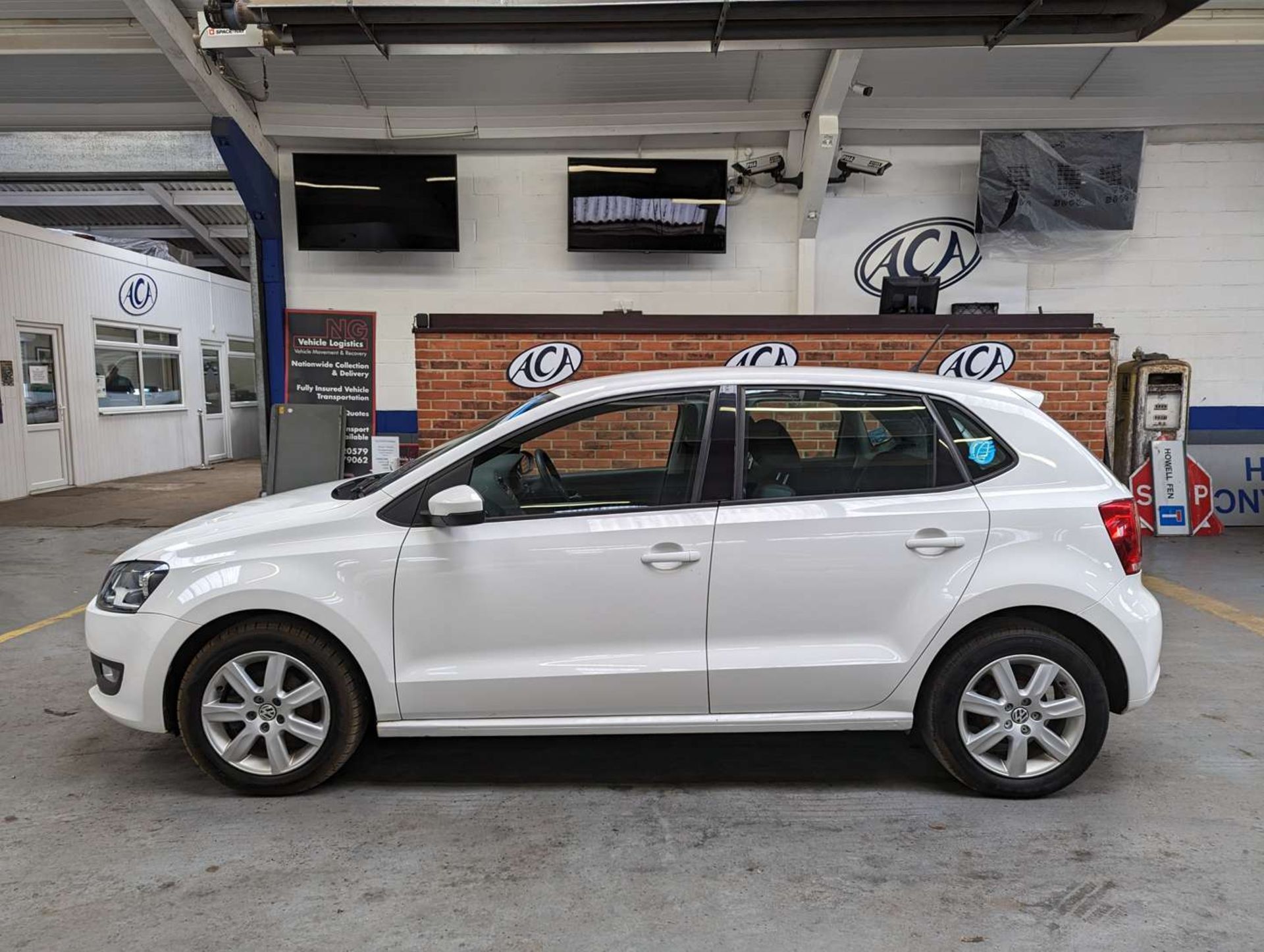 2011 VOLKSWAGEN POLO SE 85 - Image 2 of 27