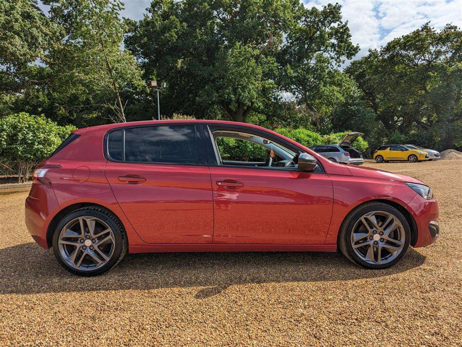 2014 PEUGEOT 308 FELINE BLUE HDI - Image 16 of 25