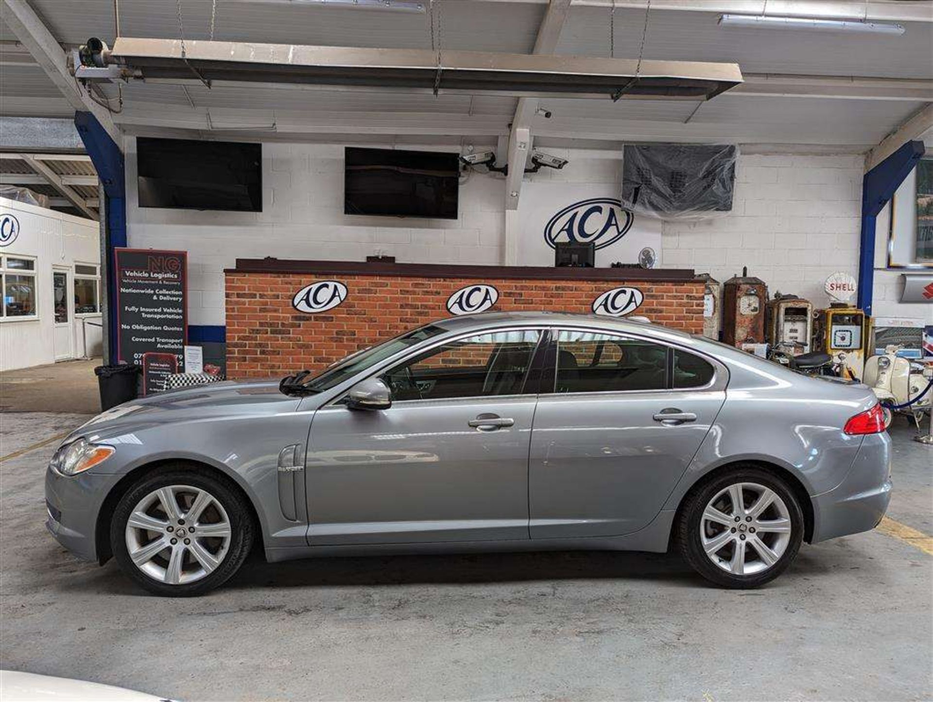 2010 JAGUAR XF LUXURY V6 AUTO - Image 2 of 23