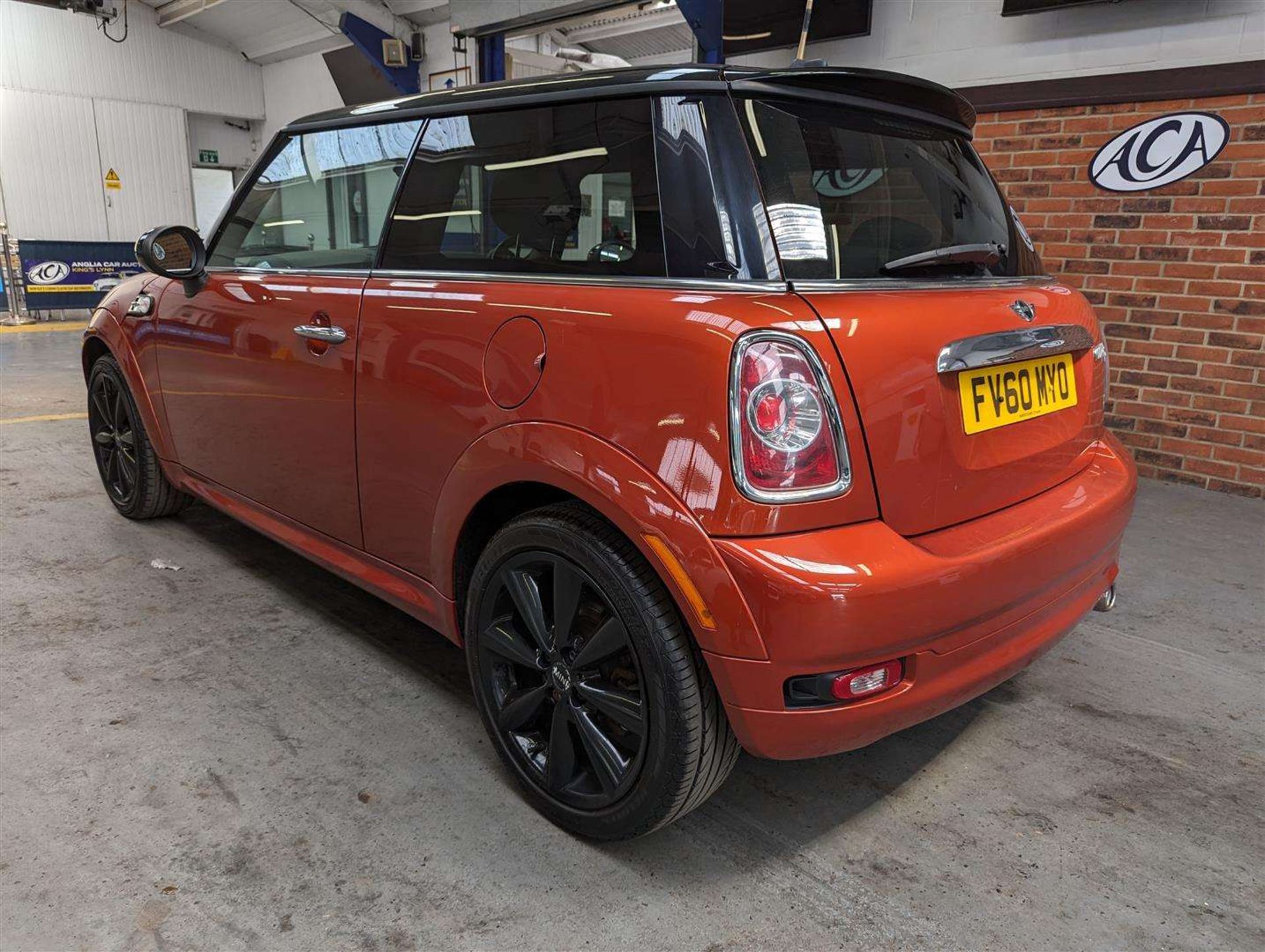 2010 MINI COOPER D - Bild 3 aus 28