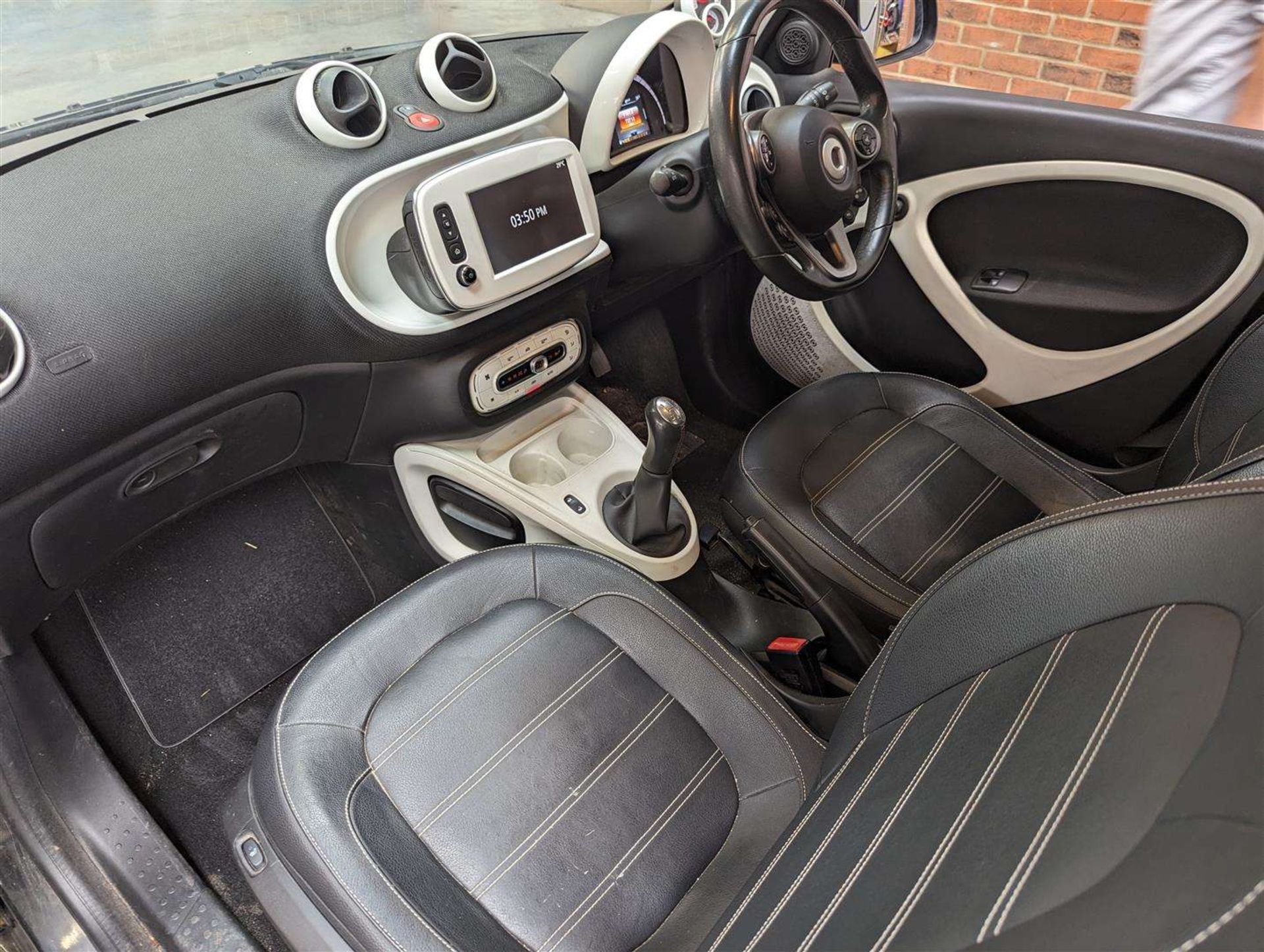 2015 SMART FORFOUR PRIME PREMIUM - Image 8 of 24