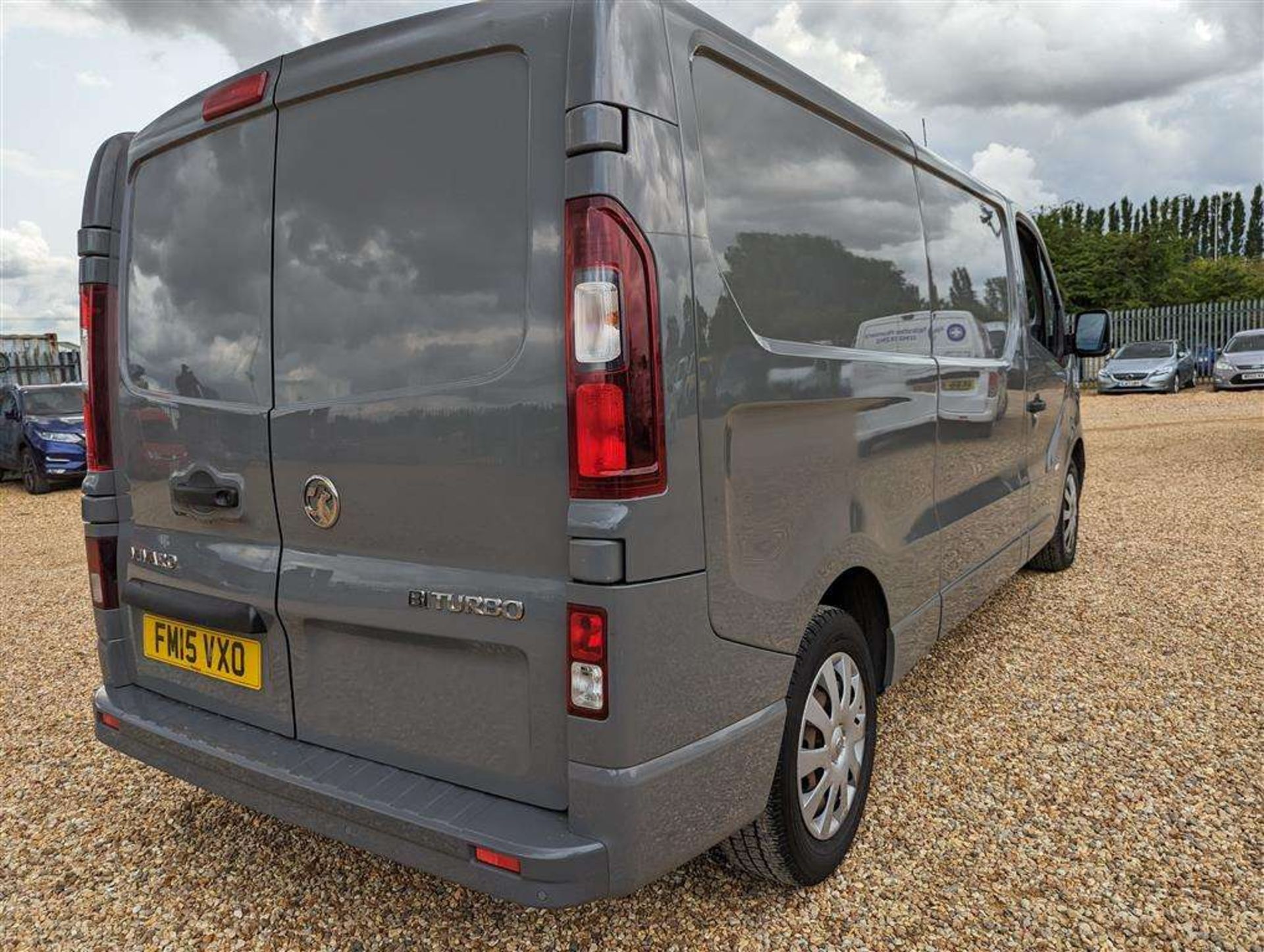 2015 VAUXHALL VIVARO 2900 SPORTIVE CDTI - Image 9 of 26