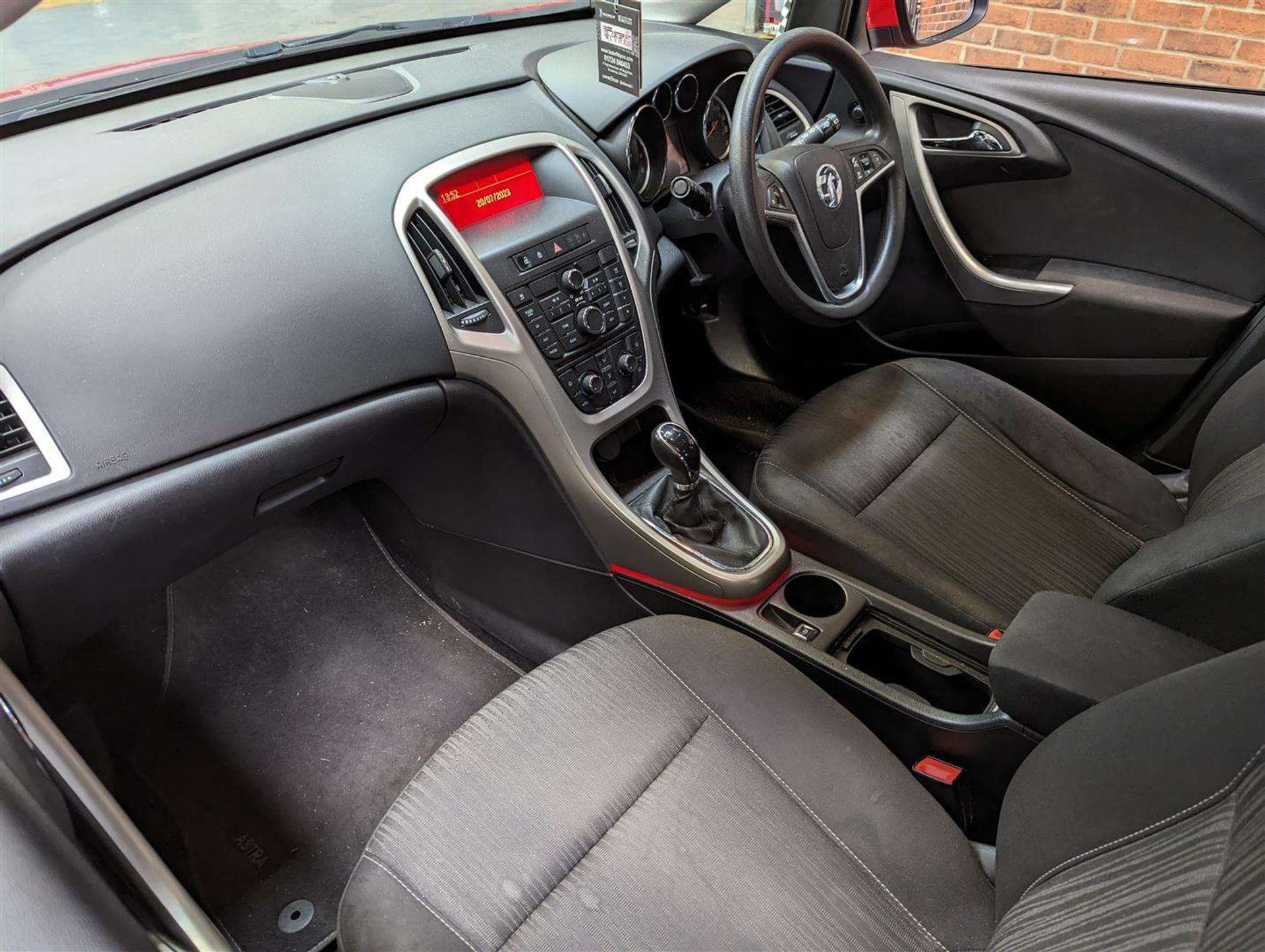 2011 VAUXHALL ASTRA EXCITE - Image 8 of 24