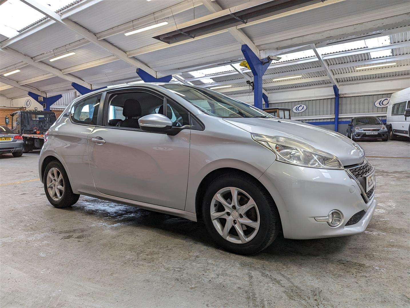 2012 PEUGEOT 208 ACTIVE E-HDI - Image 10 of 24