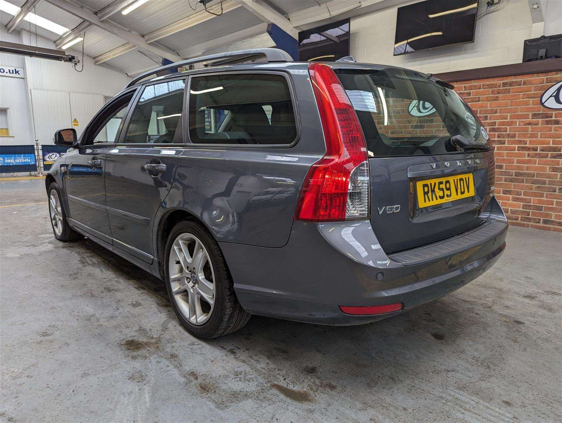 2009 VOLVO V50 SE D DRIVE - Image 3 of 27