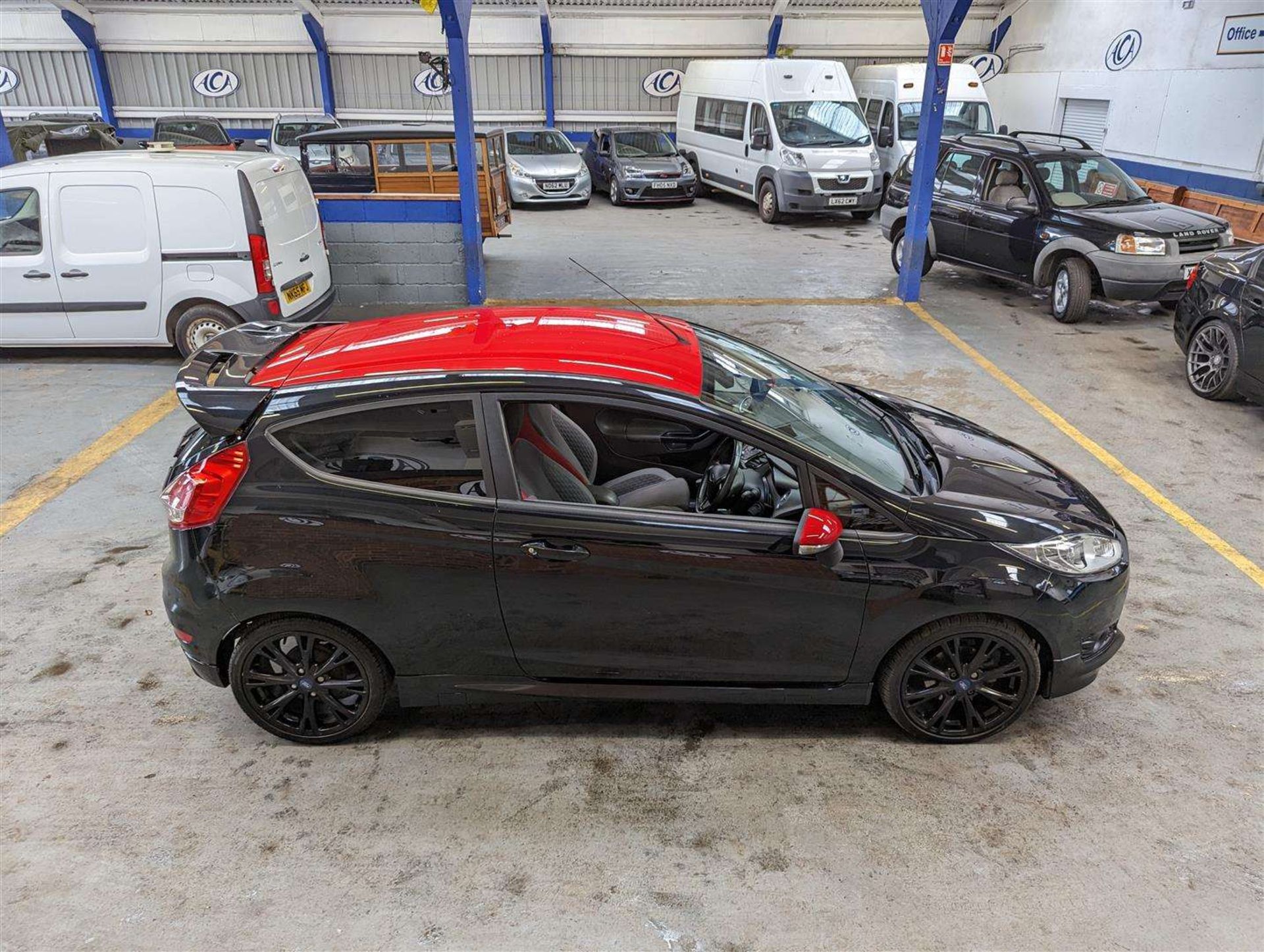 2015 FORD FIESTA ZETEC S BLACK EDIT - Image 11 of 25