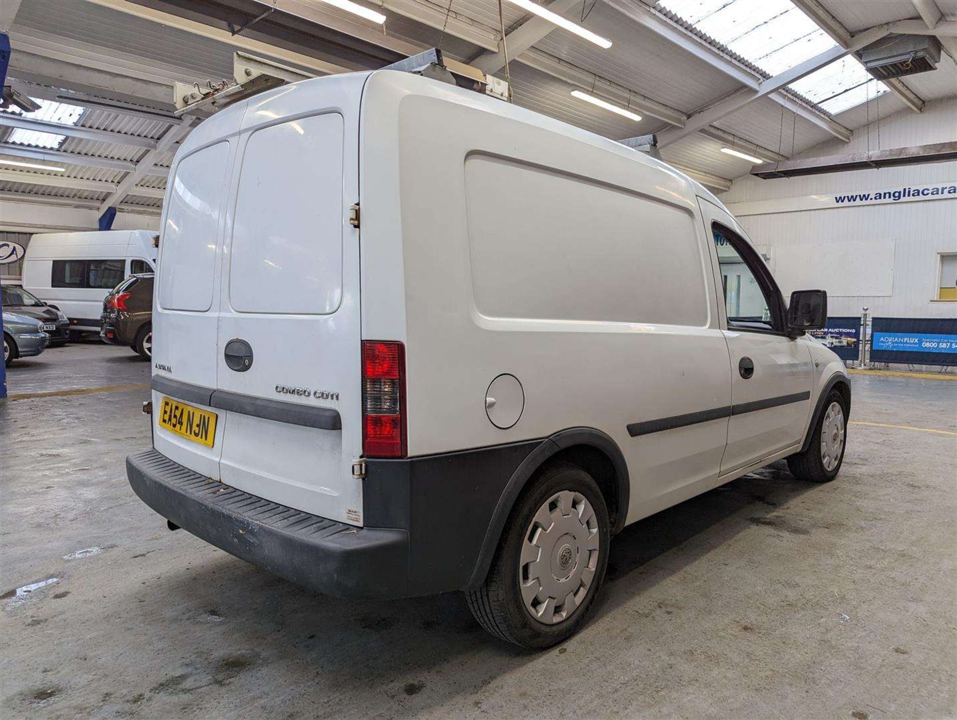 2005 VAUXHALL COMBO 2000 CDTI 16V - Image 7 of 26