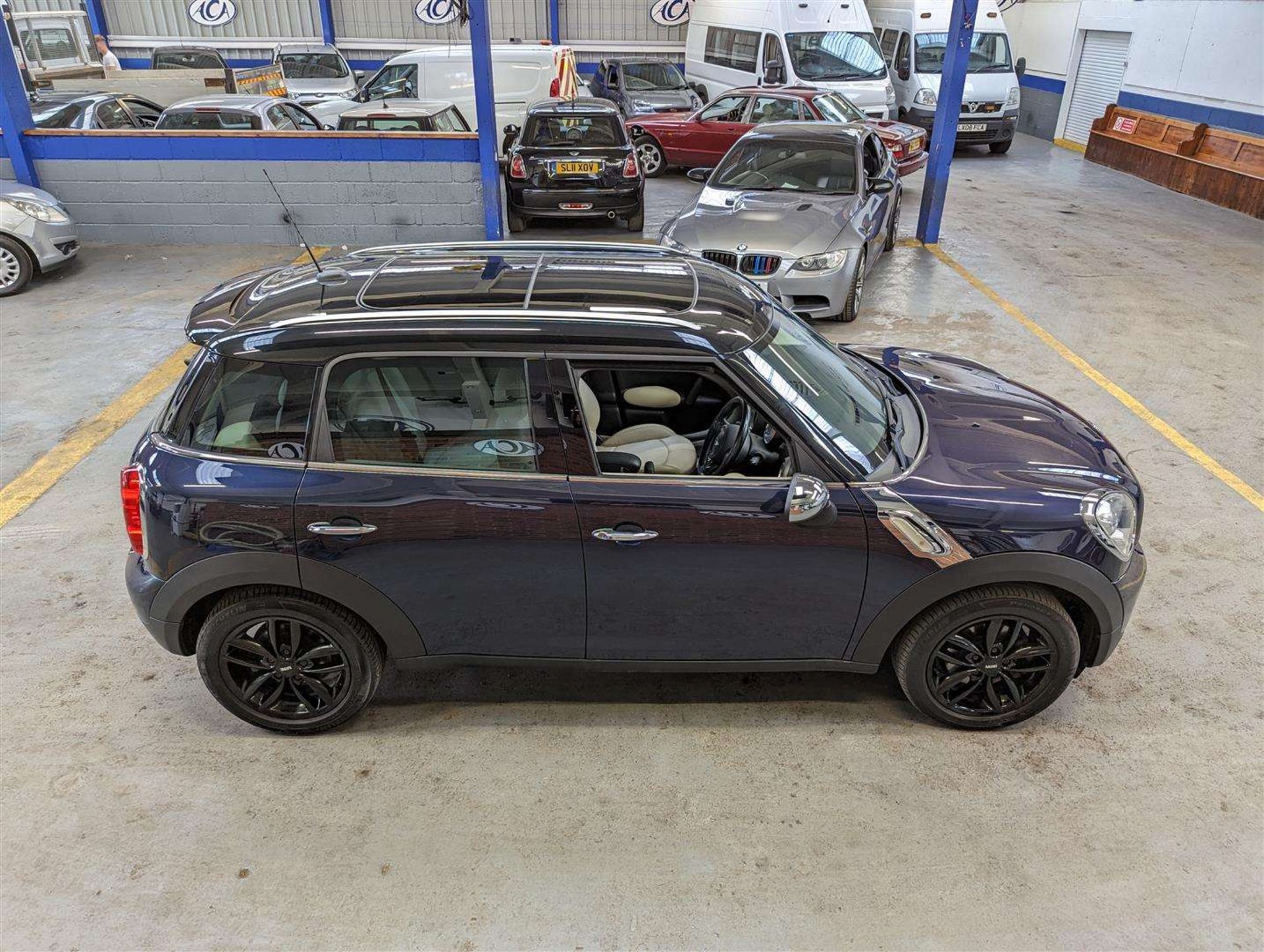 2012 MINI COUNTRYMAN COOPER D - Image 11 of 27