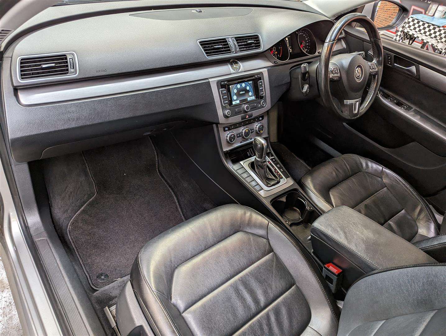 2014 VOLKSWAGEN PASSAT EXECUTIVE TDI BMT - Image 19 of 28