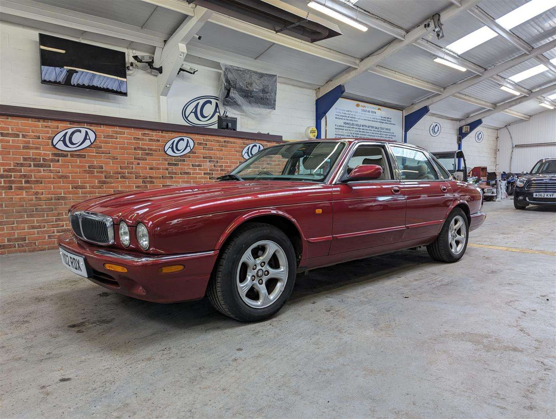 2001 JAGUAR XJ8 AUTO