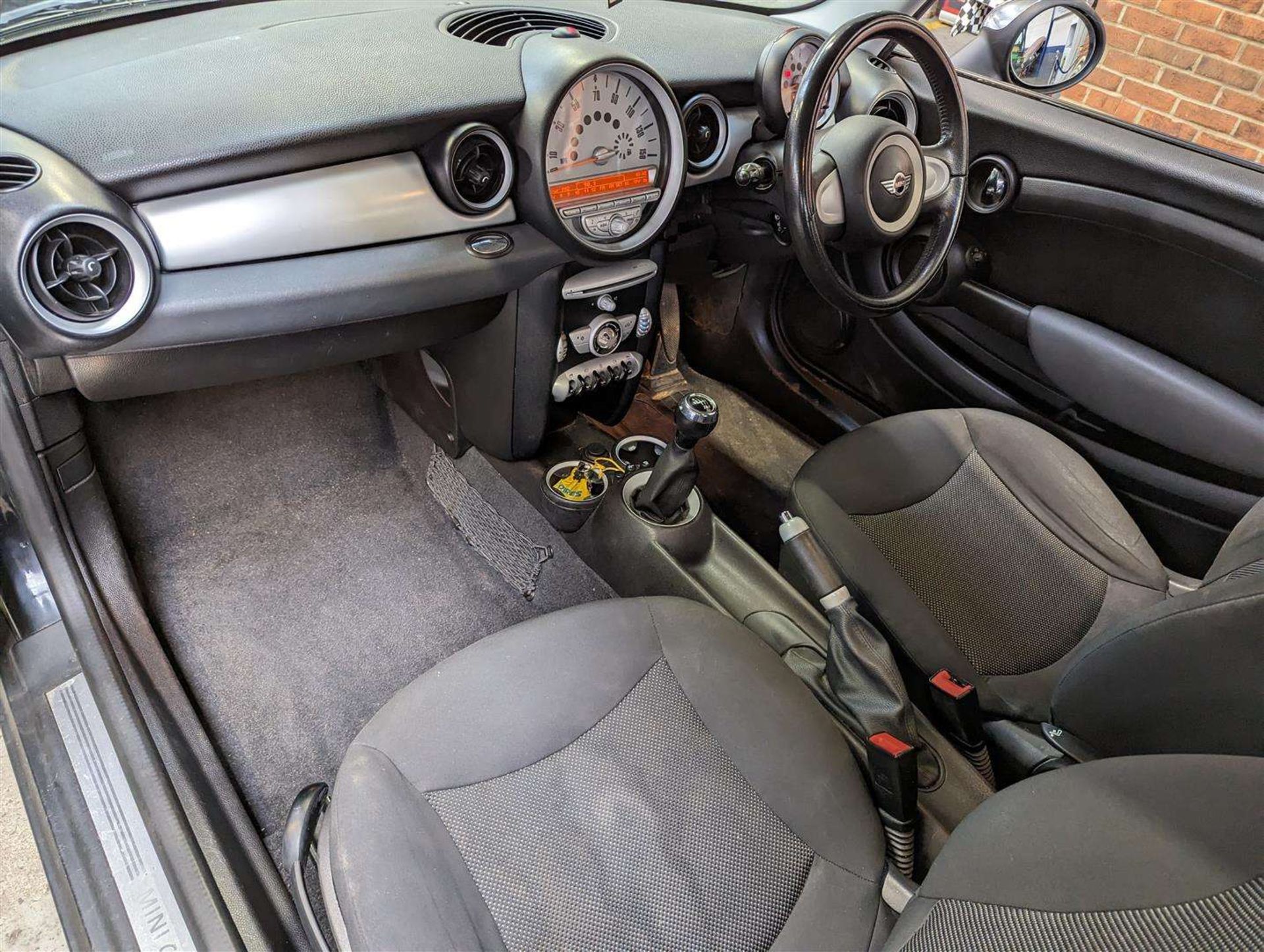 2009 MINI COOPER D - Image 18 of 28