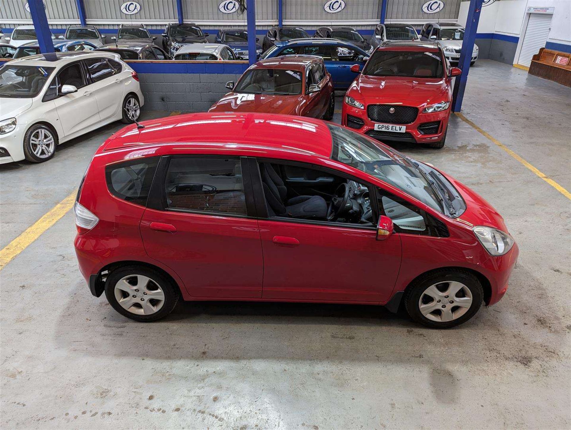 2010 HONDA JAZZ I-VTEC ES - Image 11 of 25