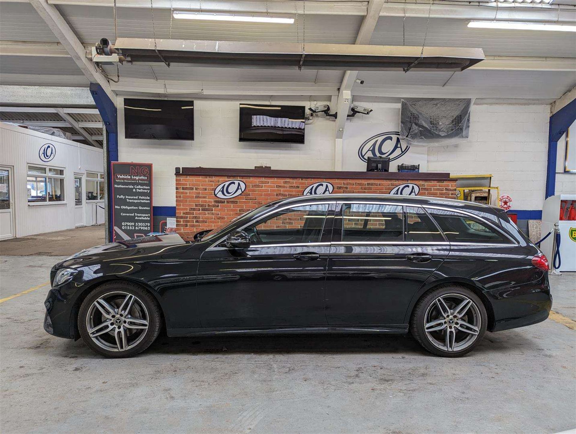 2017 MERCEDES-BENZ E 220 D AMG LINE AUTO - Image 2 of 28