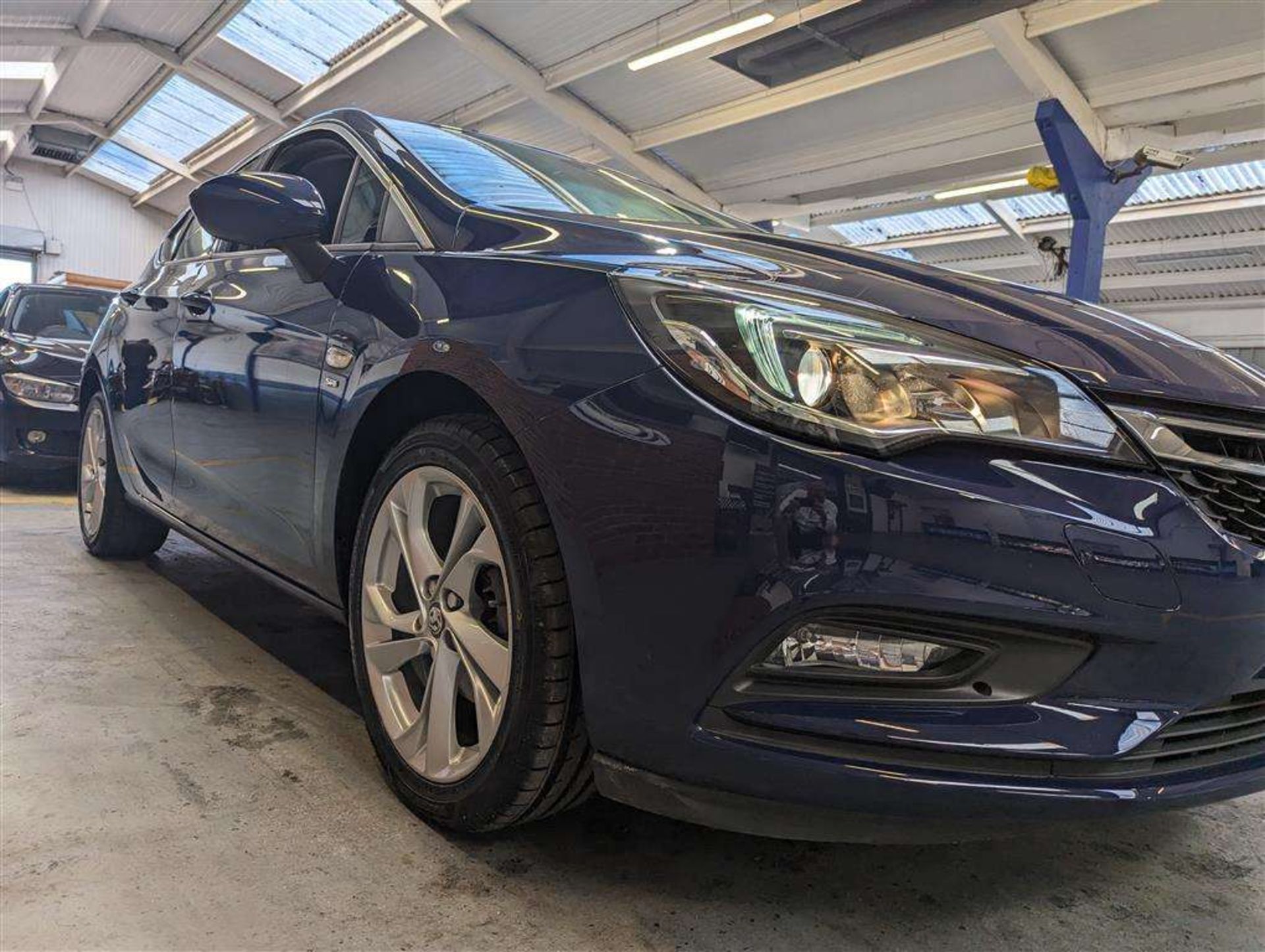 2017 VAUXHALL ASTRA SRI - Image 12 of 29