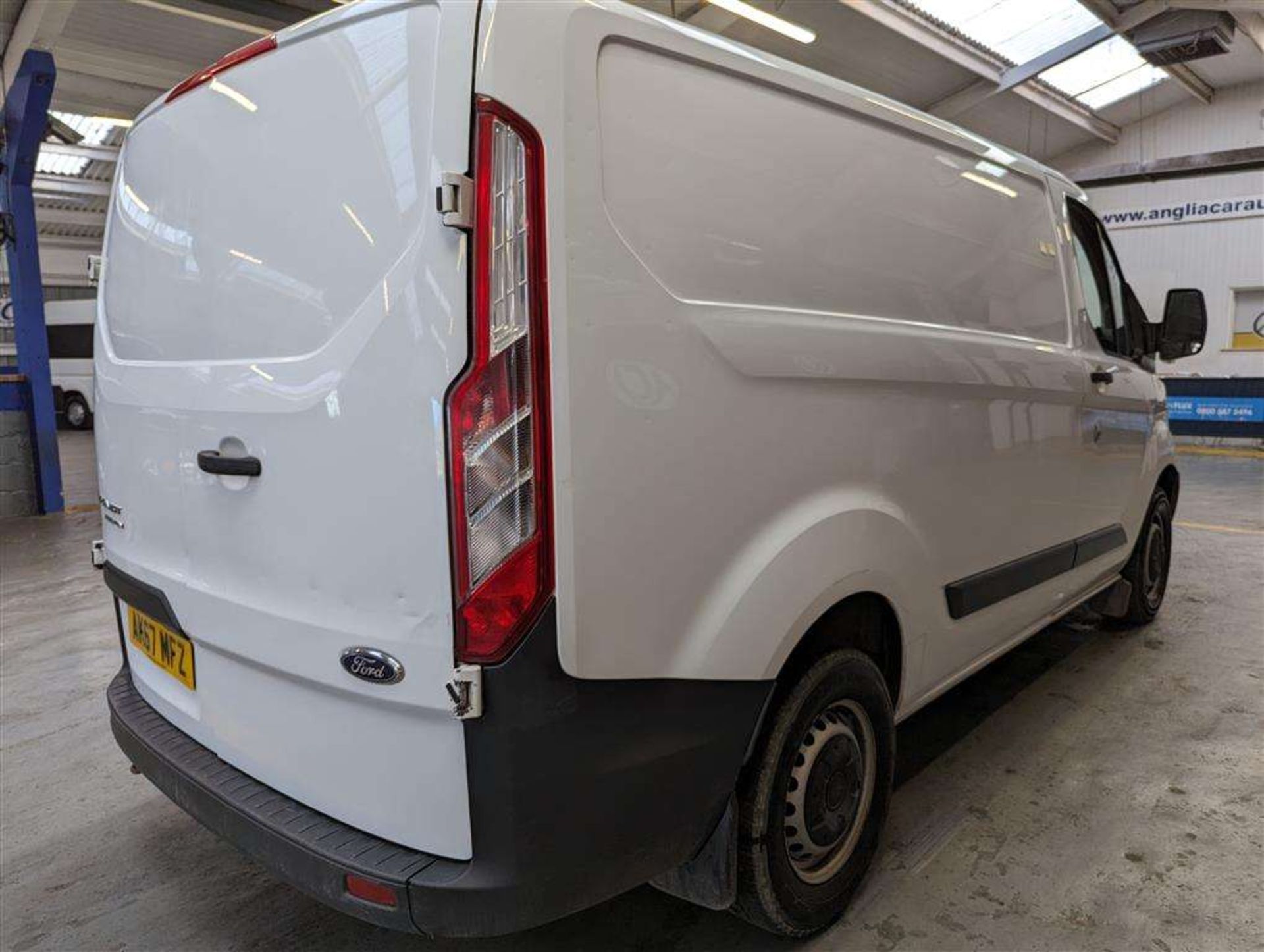 2017 FORD TRANSIT CUSTOM 290 - Image 9 of 30