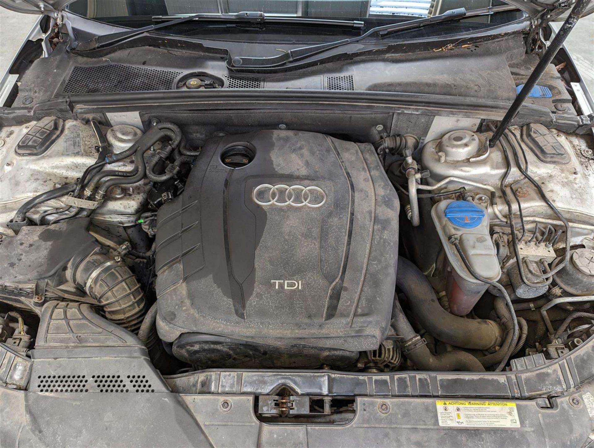 2011 AUDI A4 TECHNIK TDI - Image 23 of 30