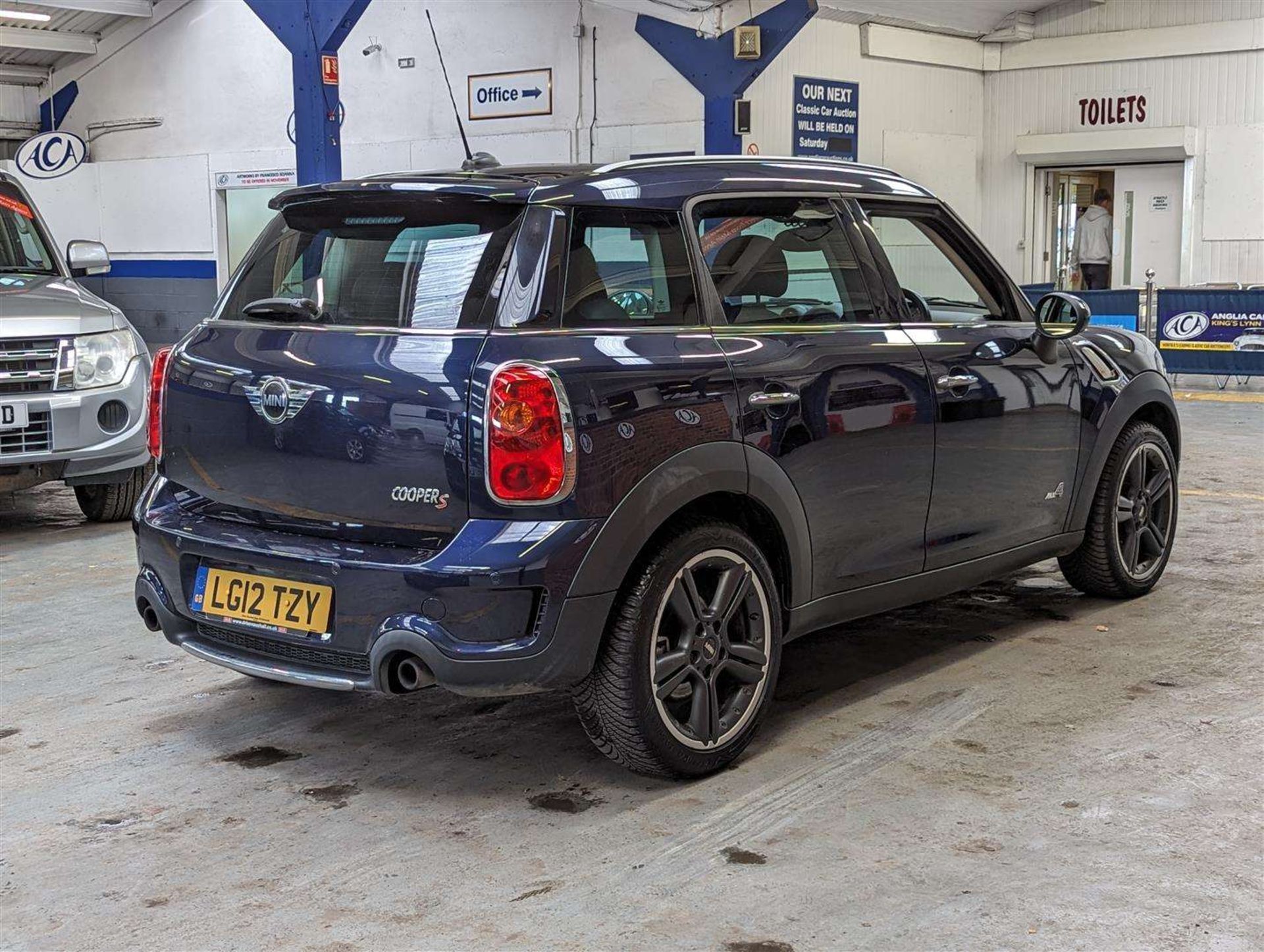 2012 MINI COUNTRYMAN COOPER S ALL4 - Image 8 of 26