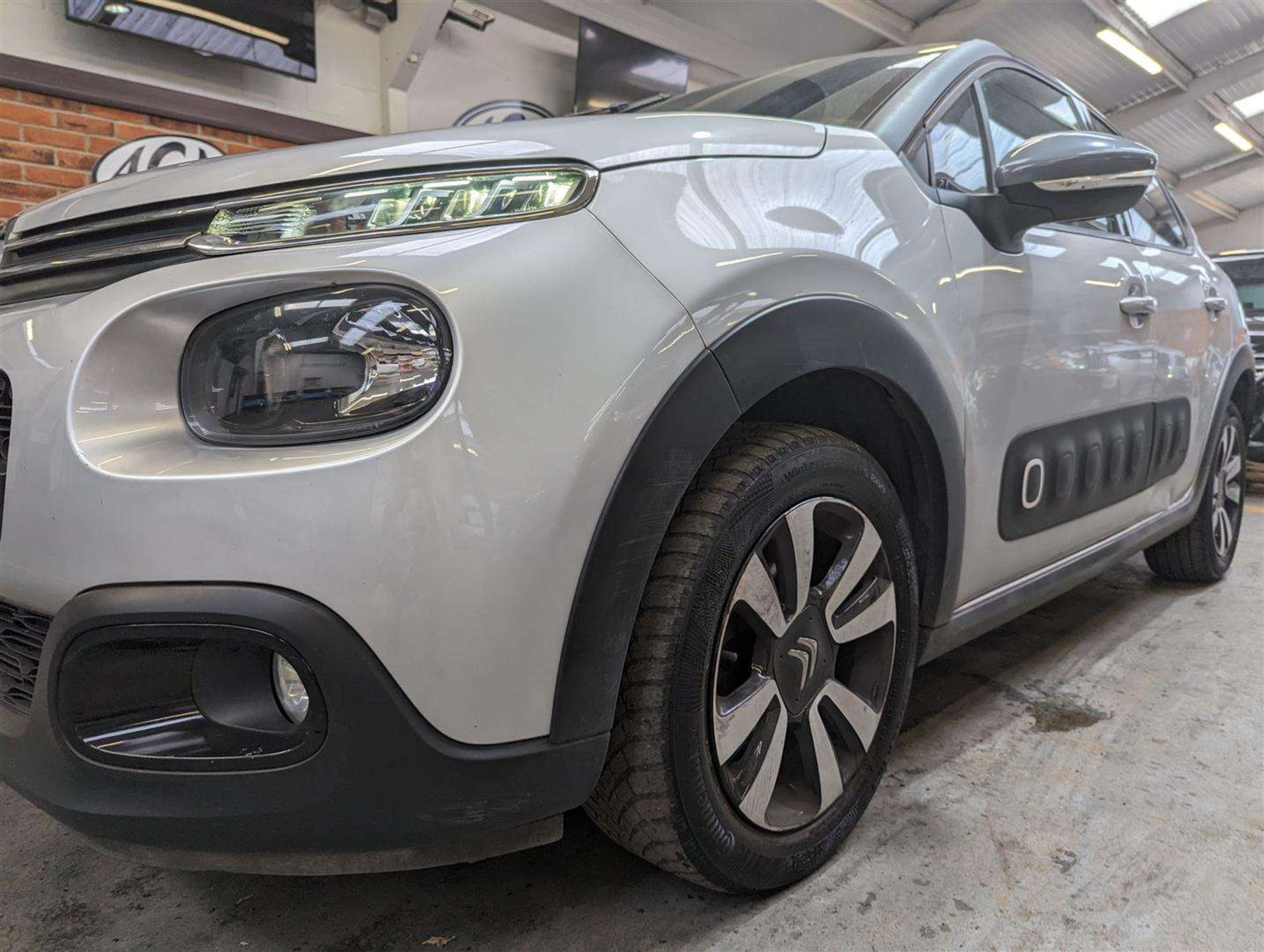 2017 CITROEN C3 FLAIR PURETECH - Image 5 of 21