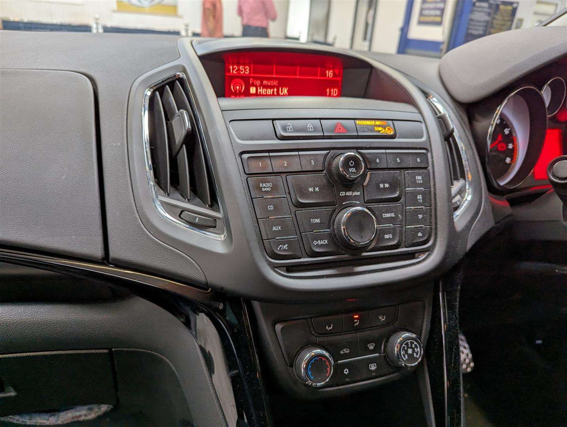 2014 VAUXHALL ZAFIRA TOURER SRI TURBO - Image 19 of 27