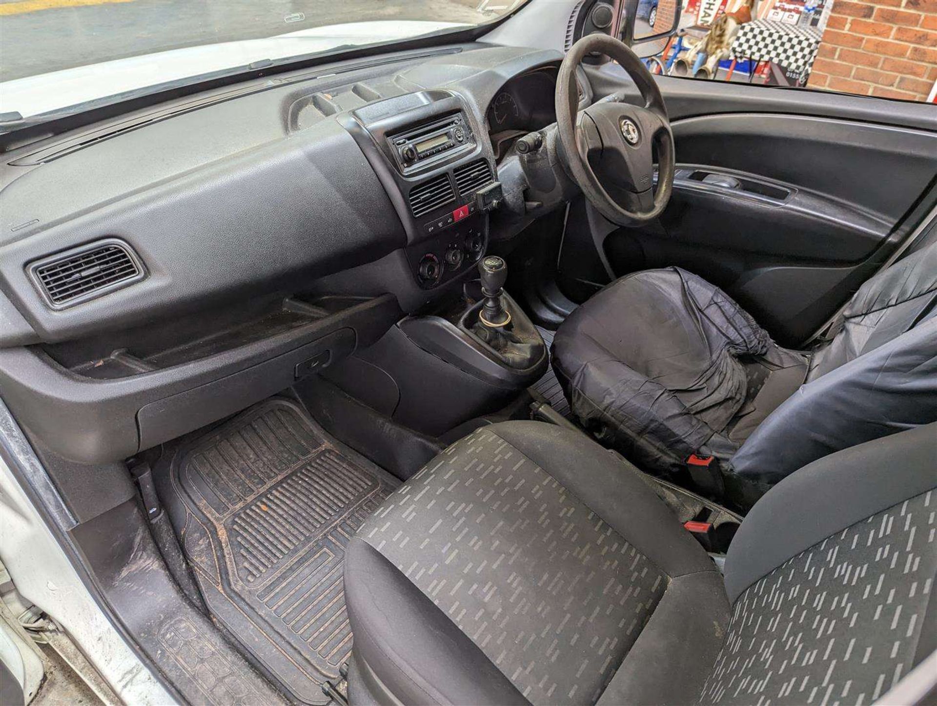 2015 VAUXHALL COMBO 2300 L2H1 CDTI S/S - Image 6 of 25