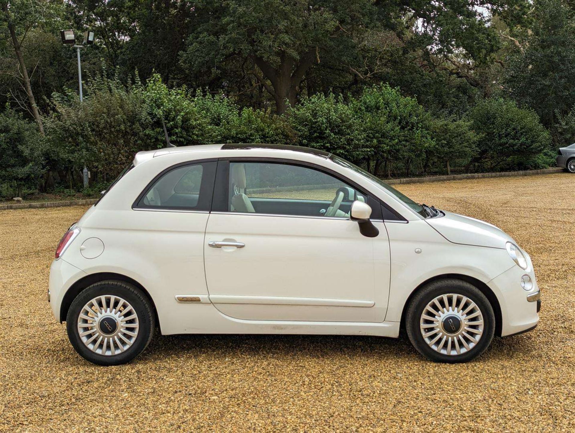 2014 FIAT 500 LOUNGE - Image 10 of 26