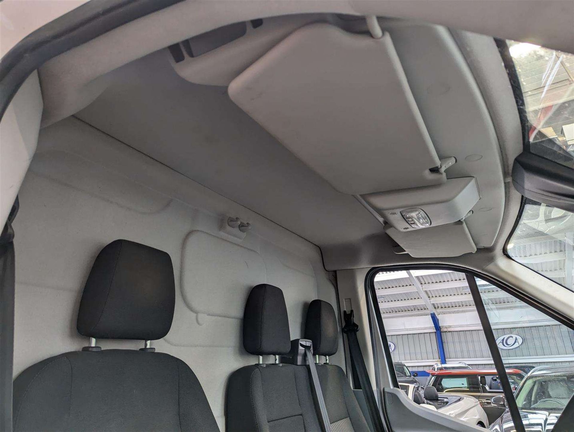 2018 FORD TRANSIT 350 - Image 19 of 29