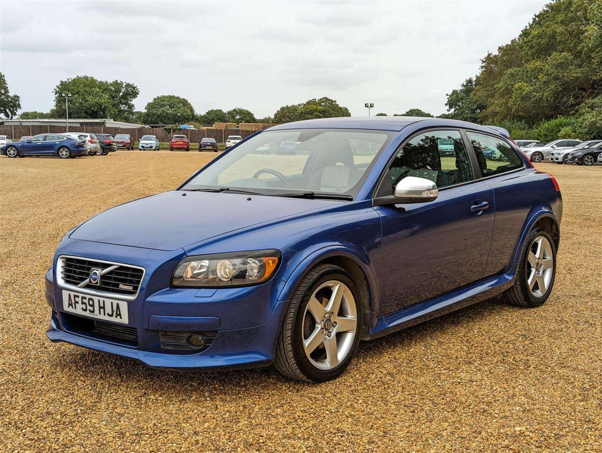 2009 VOLVO C30 R-DESIGN - Image 2 of 27