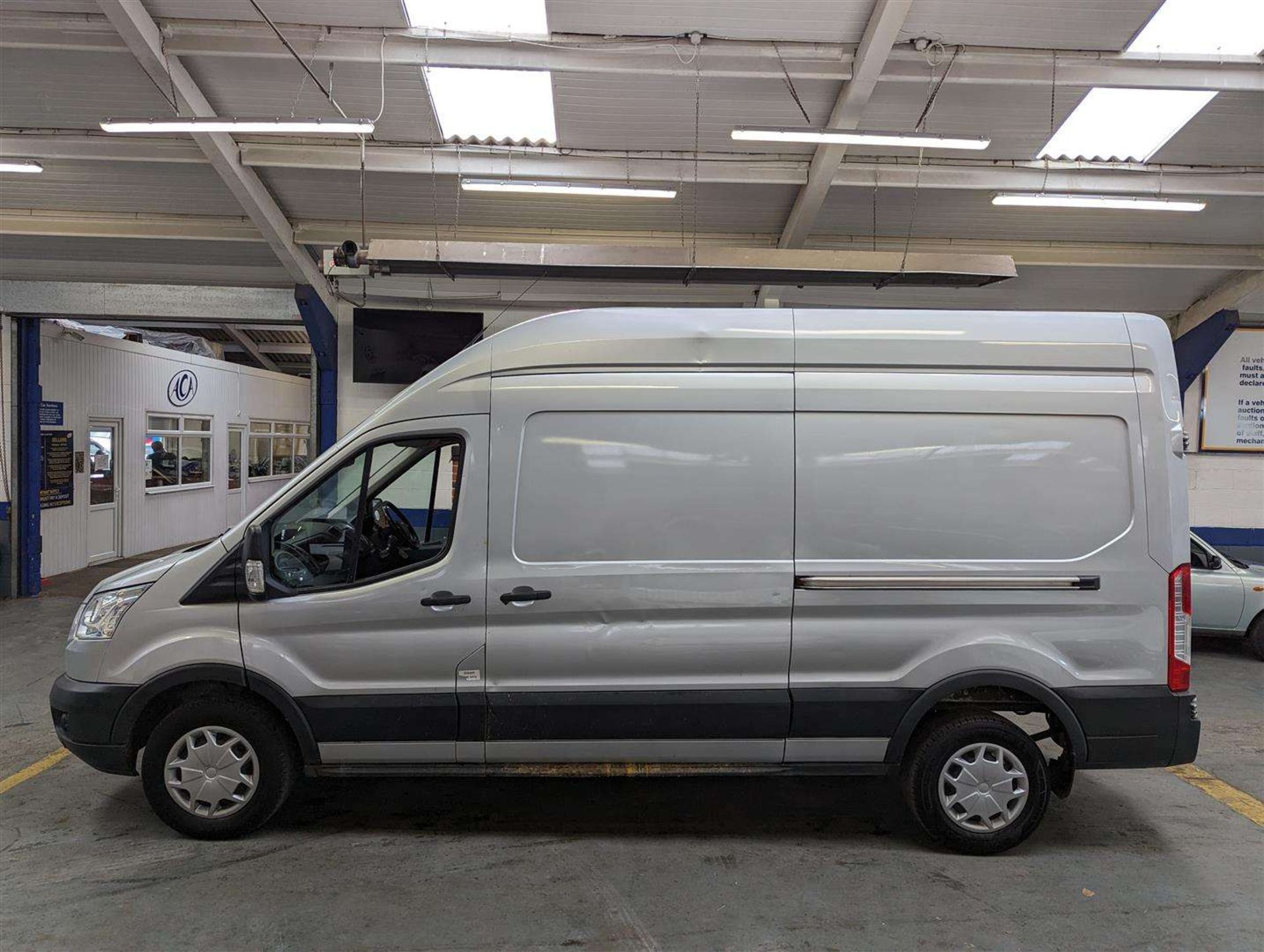 2018 FORD TRANSIT 350 - Image 2 of 29