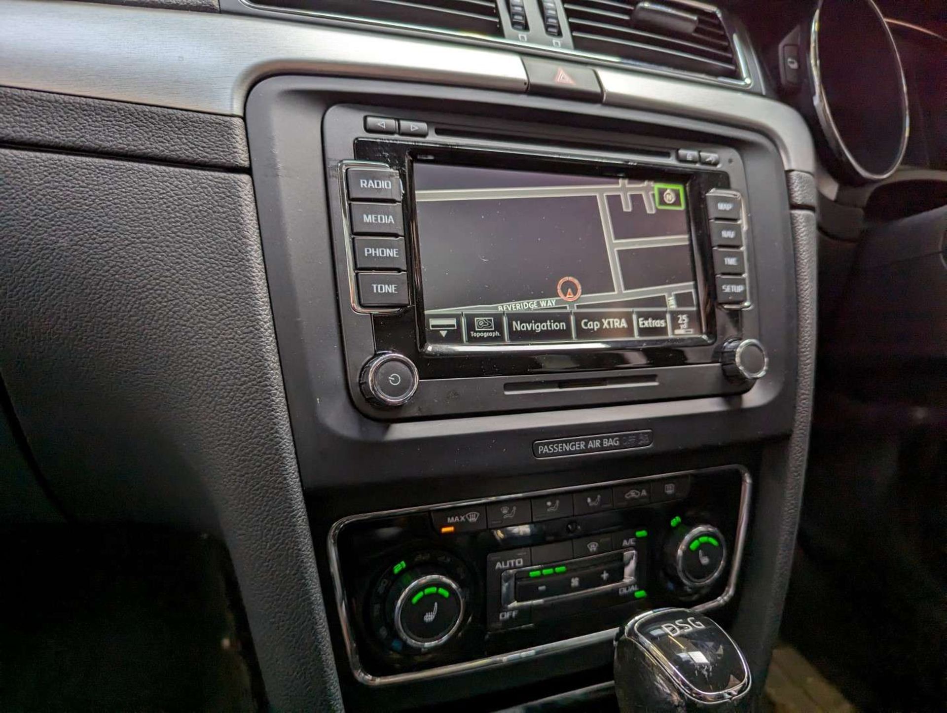 2013 SKODA SUPERB ELEGANCE TSI S-A - Image 20 of 26