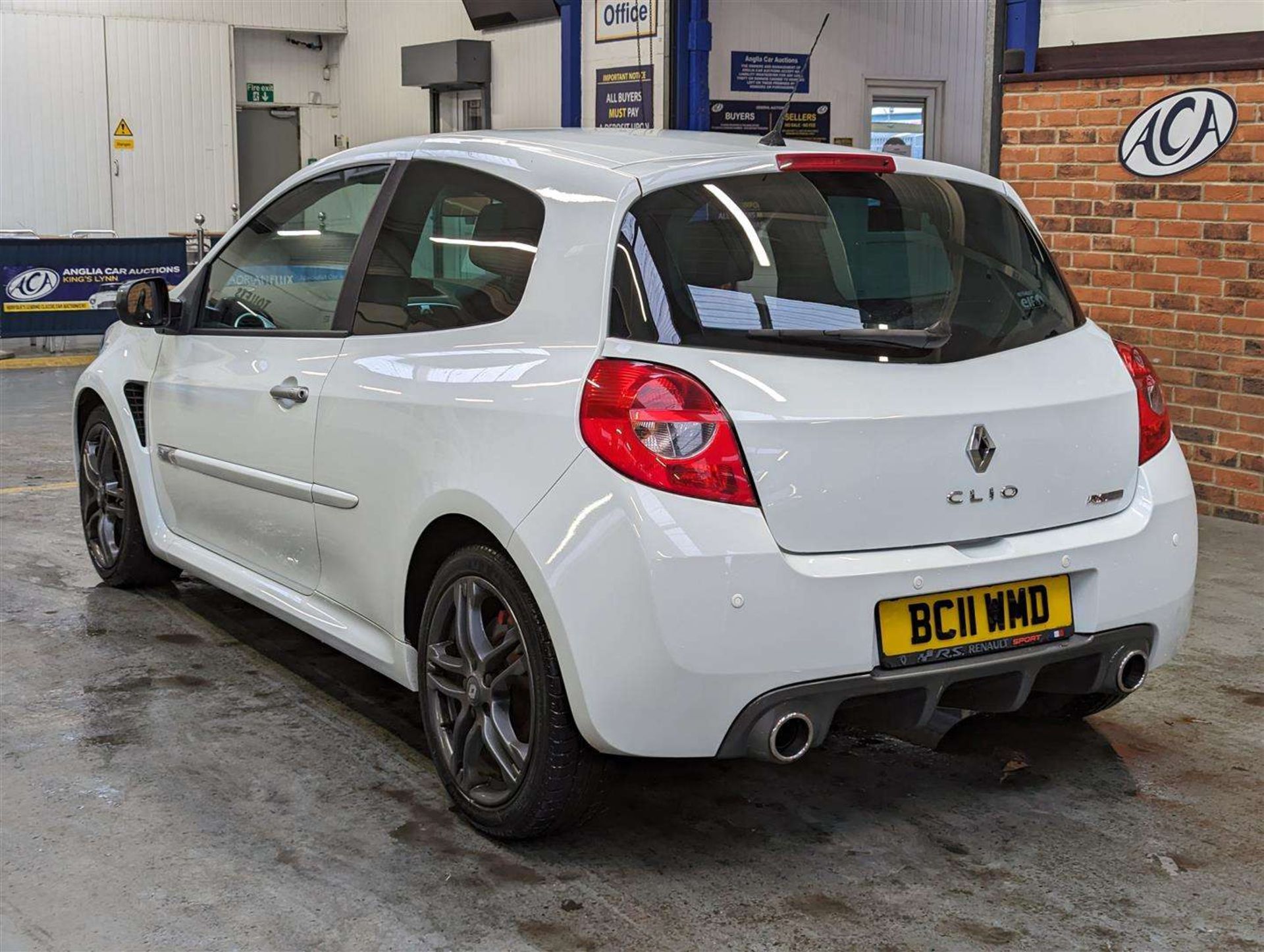 2011 RENAULT CLIO RENAULTSPORT - Image 3 of 26