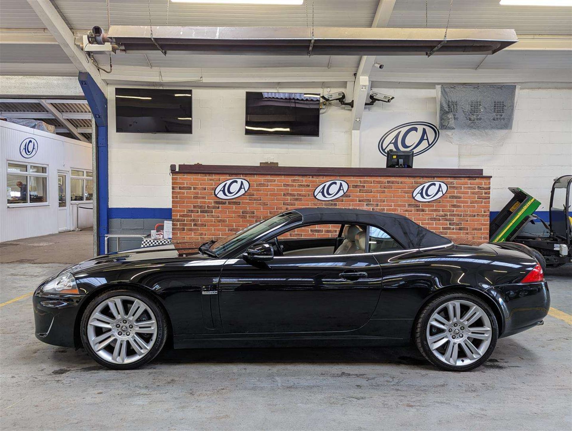 2009 JAGUAR XKR AUTO - Image 3 of 30