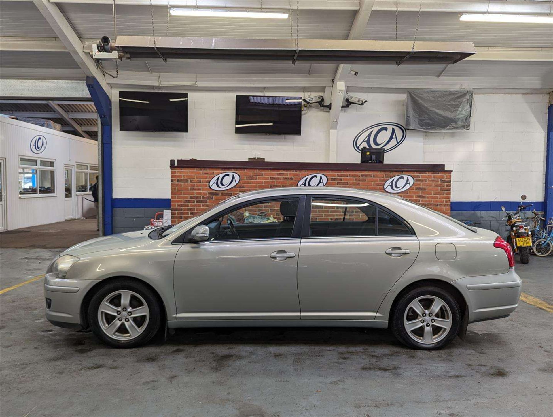 2006 TOYOTA AVENSIS T3-X - Image 2 of 28